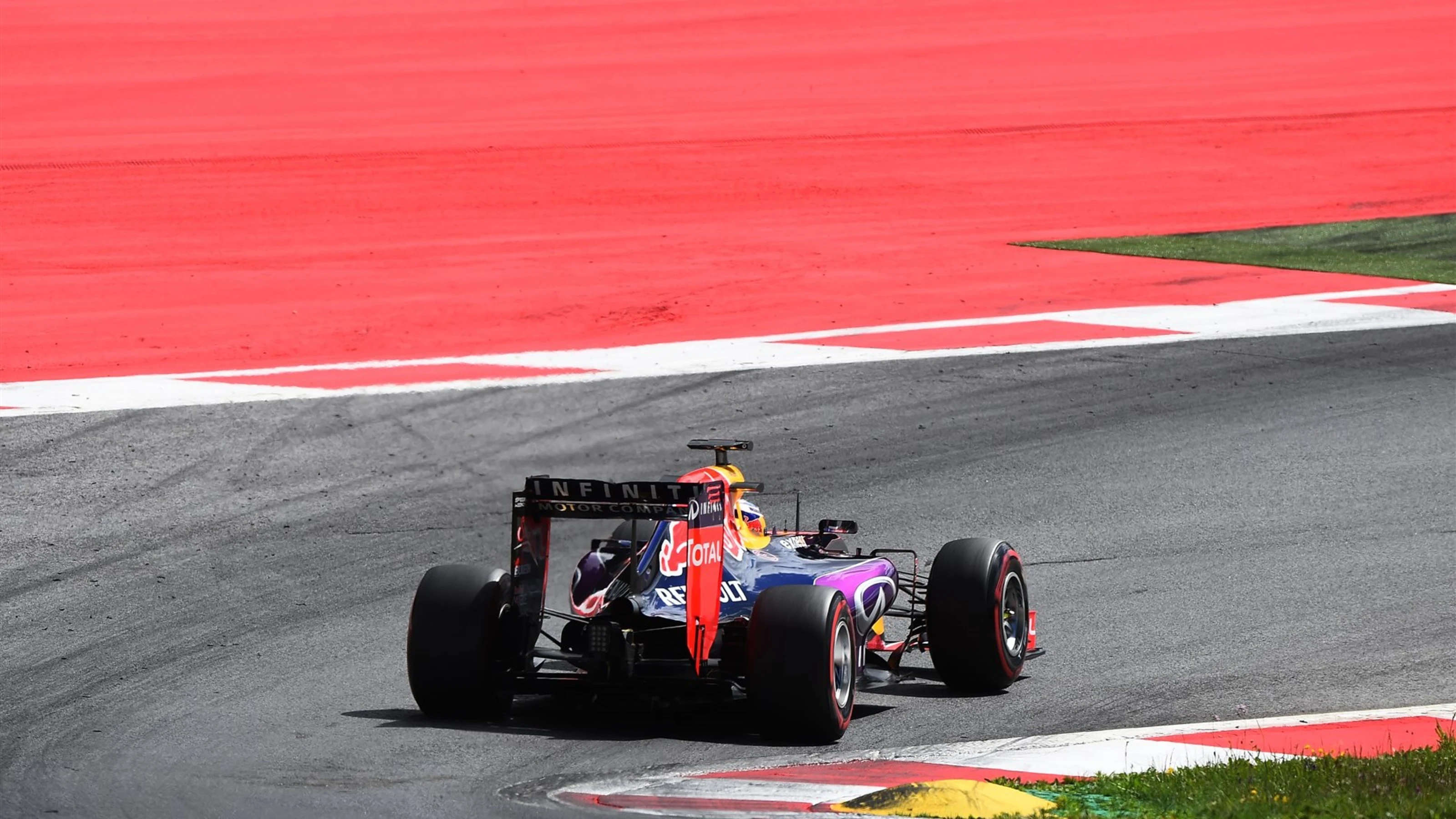 Daniel Ricciardo (AUS) Red Bull Racing RB11 at Formula One Testing, Day Two, Spielberg, Austria,