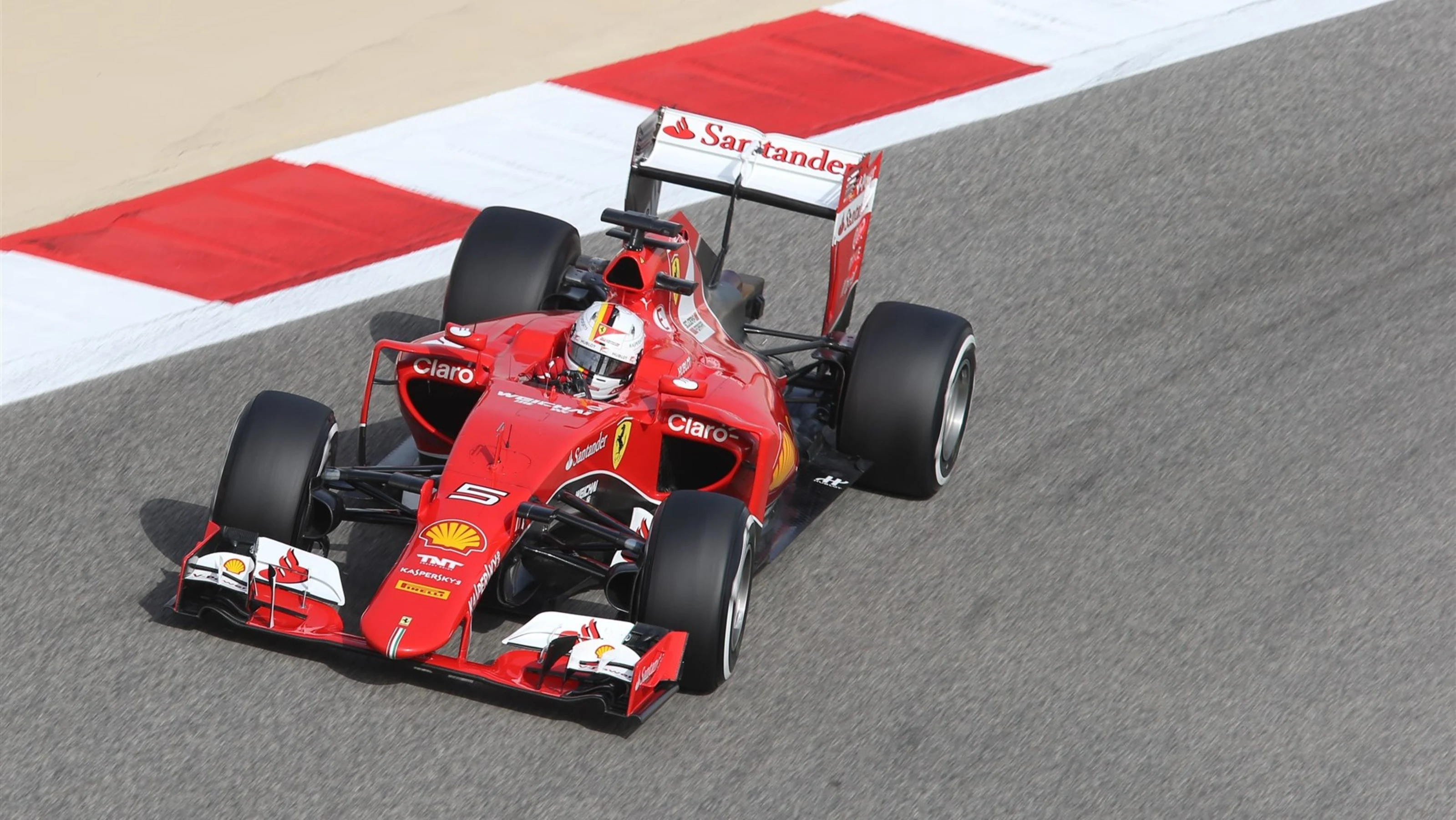 Sebastian Vettel (GER) Ferrari SF15-T at Formula One World Championship, Rd4, Bahrain Grand Prix