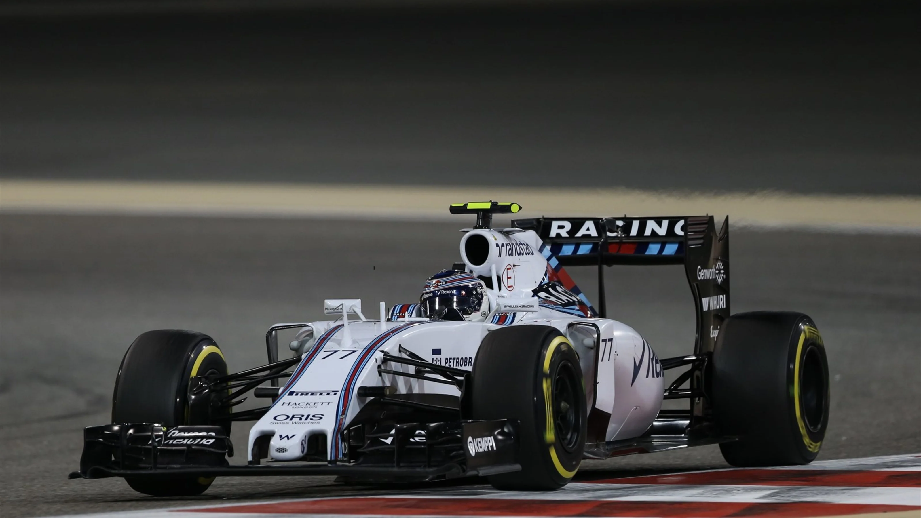 Valtteri Bottas (FIN) Williams FW37 at Formula One World Championship, Rd4, Bahrain Grand Prix
