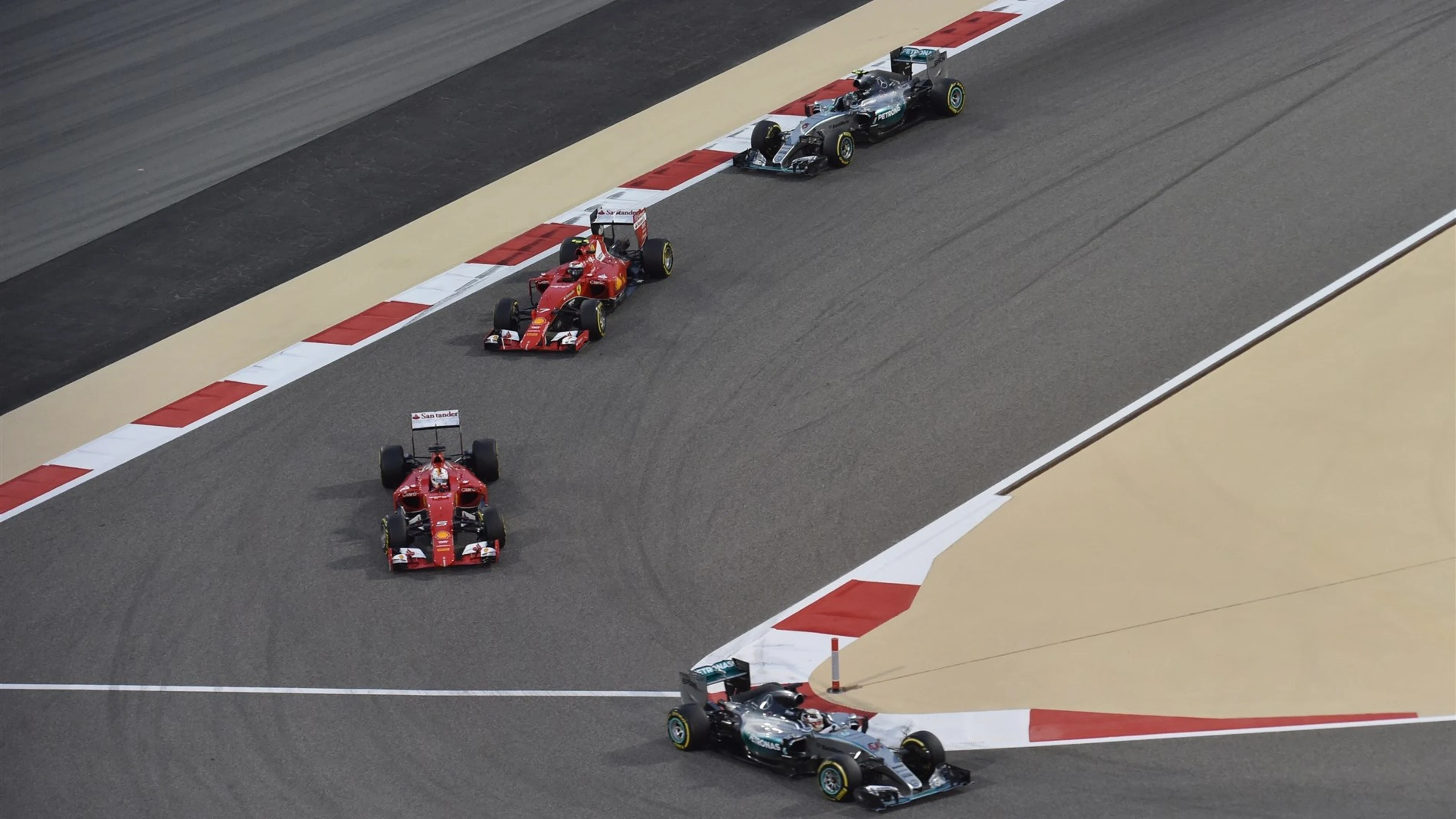 Lewis Hamilton (GBR) Mercedes AMG F1 W06 leads at the start of the race at Formula One World