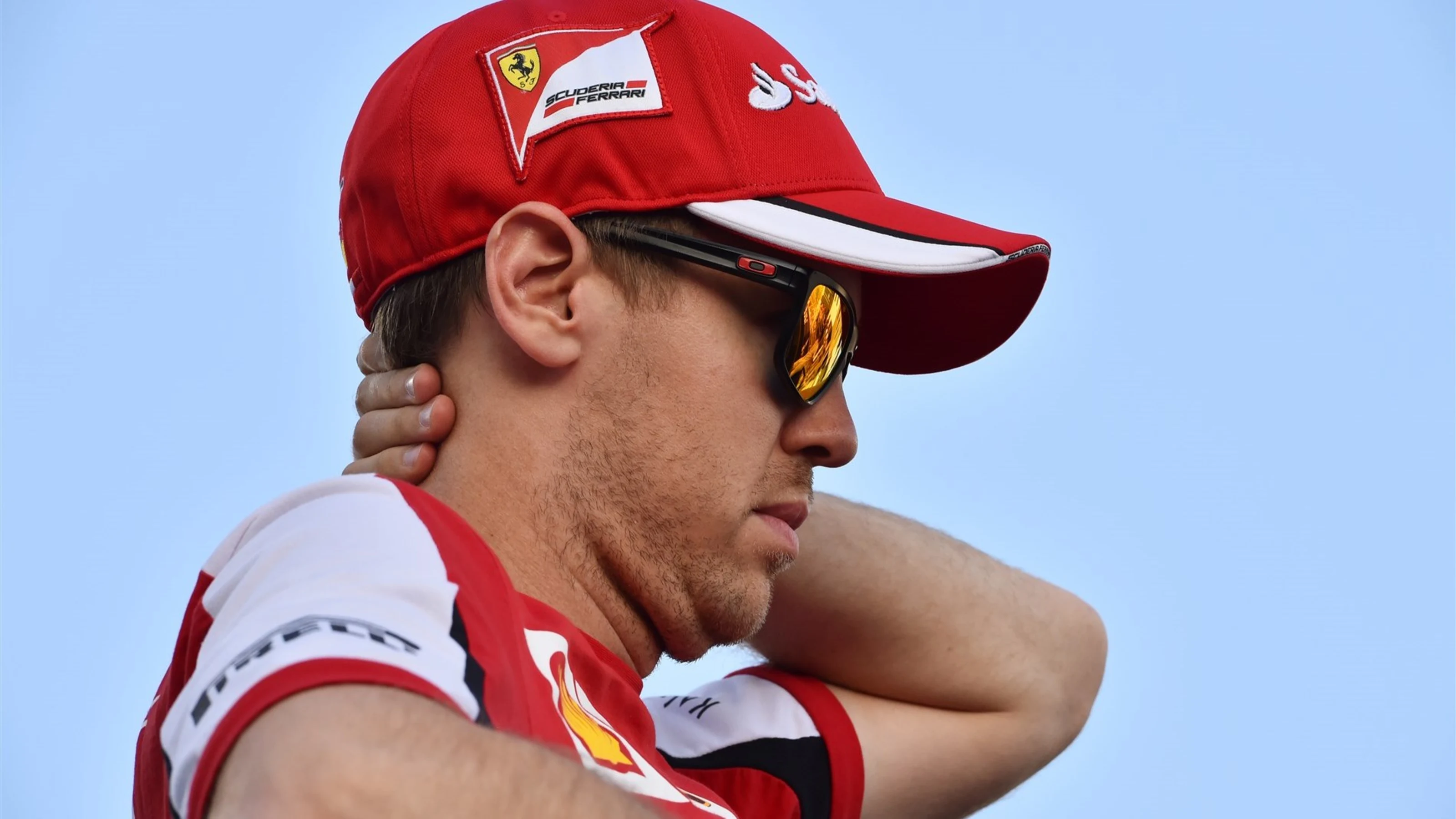 Sebastian Vettel (GER) Ferrari at Formula One World Championship, Rd4, Bahrain Grand Prix Race,