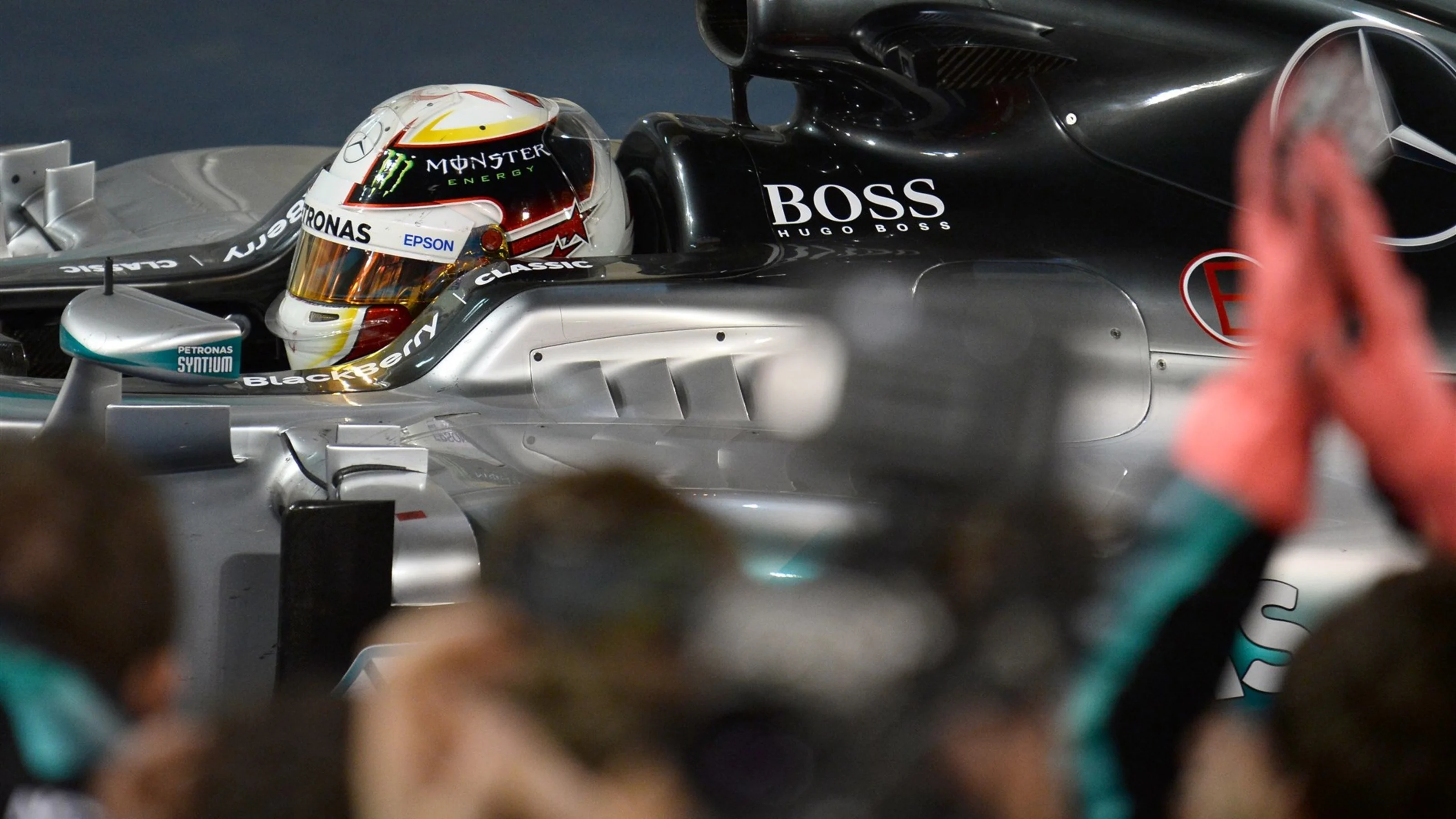 Race winner Lewis Hamilton (GBR) Mercedes AMG F1 W06 in Parc Ferme at Formula One World