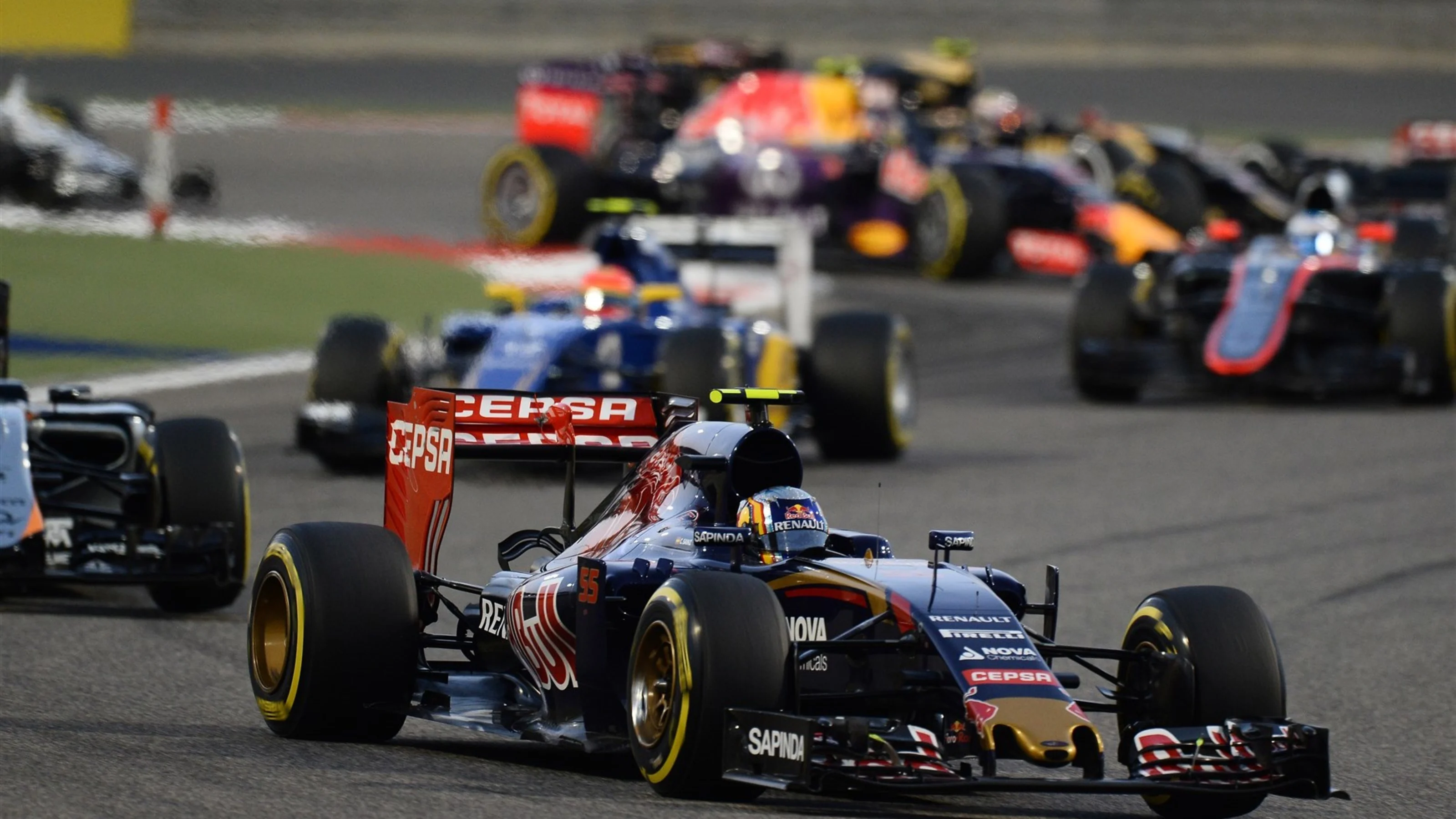 Carlos Sainz jr (ESP) Scuderia Toro Rosso STR10 at Formula One World Championship, Rd4, Bahrain