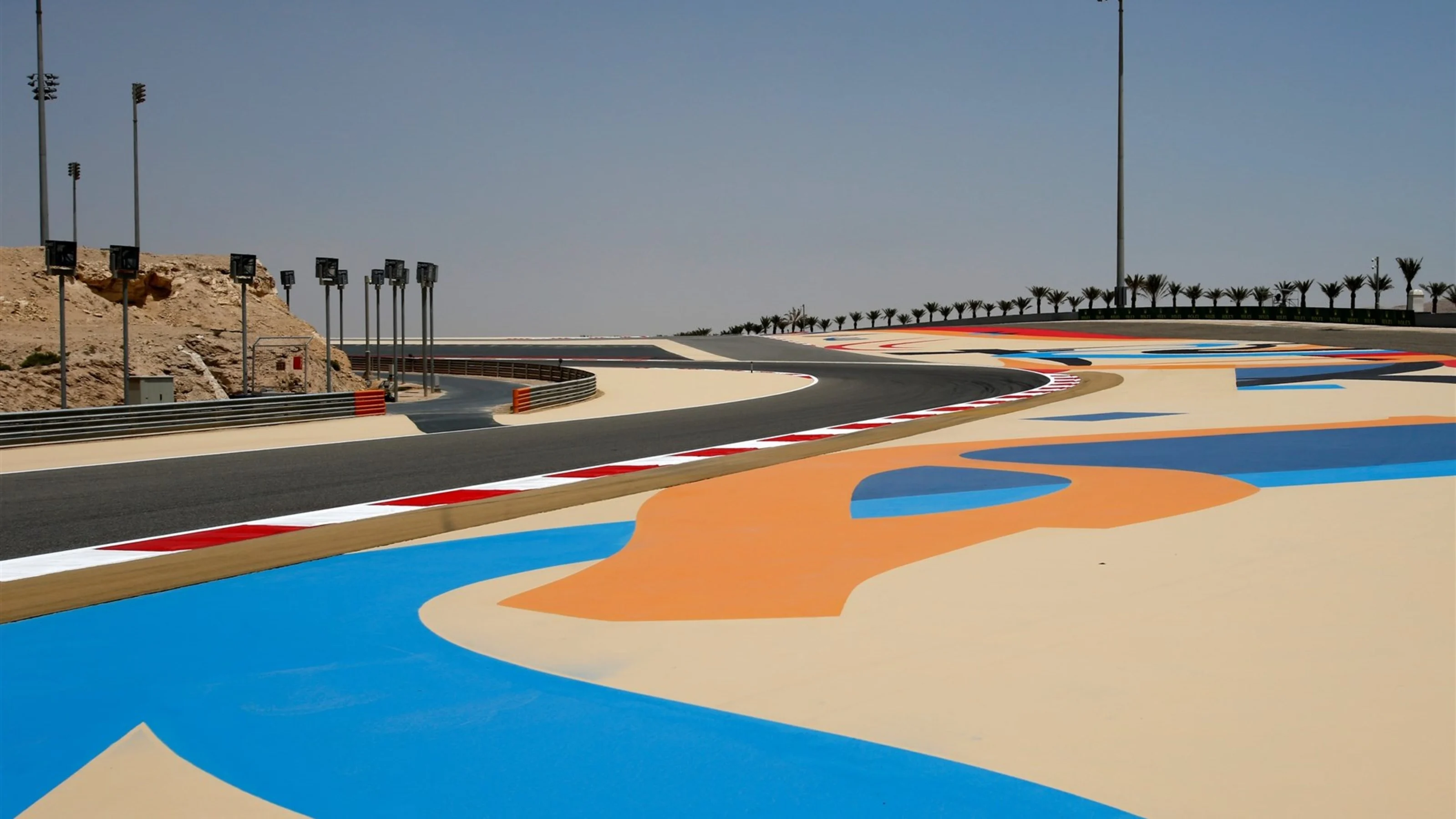 Track view at Formula One World Championship, Rd4, Bahrain Grand Prix Preparations, Bahrain