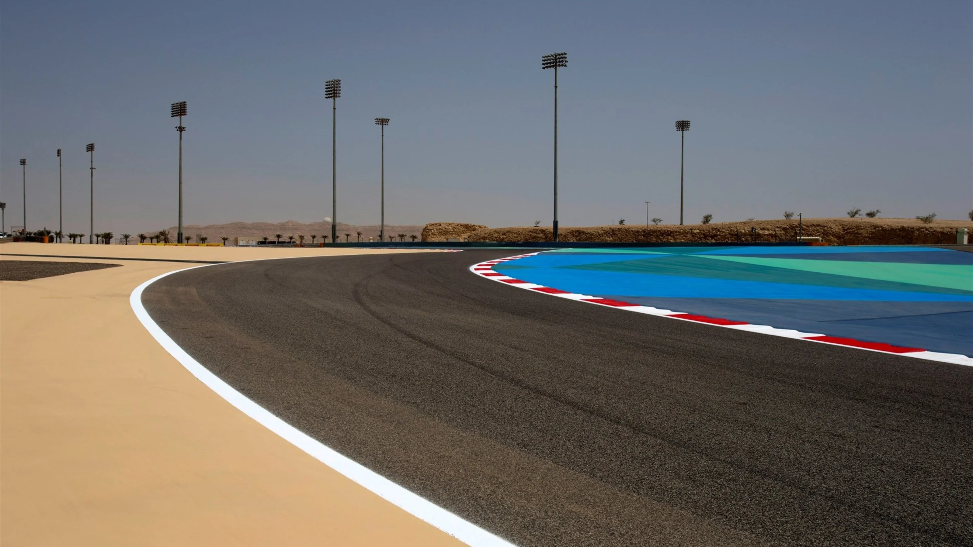 Track view at Formula One World Championship, Rd4, Bahrain Grand Prix Preparations, Bahrain