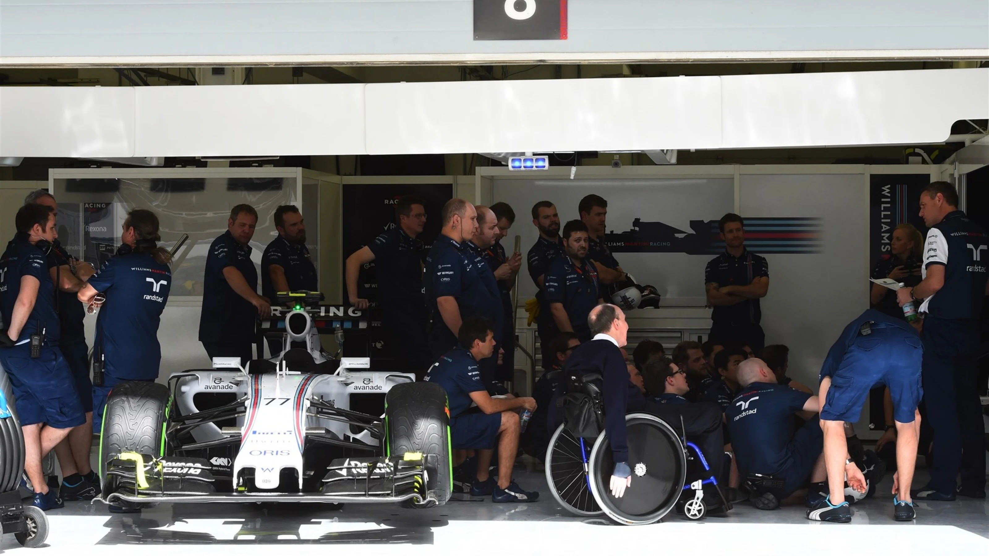 Sir Frank Williams (GBR) Willams F1 Team Owner at Formula One World Championship, Rd4, Bahrain