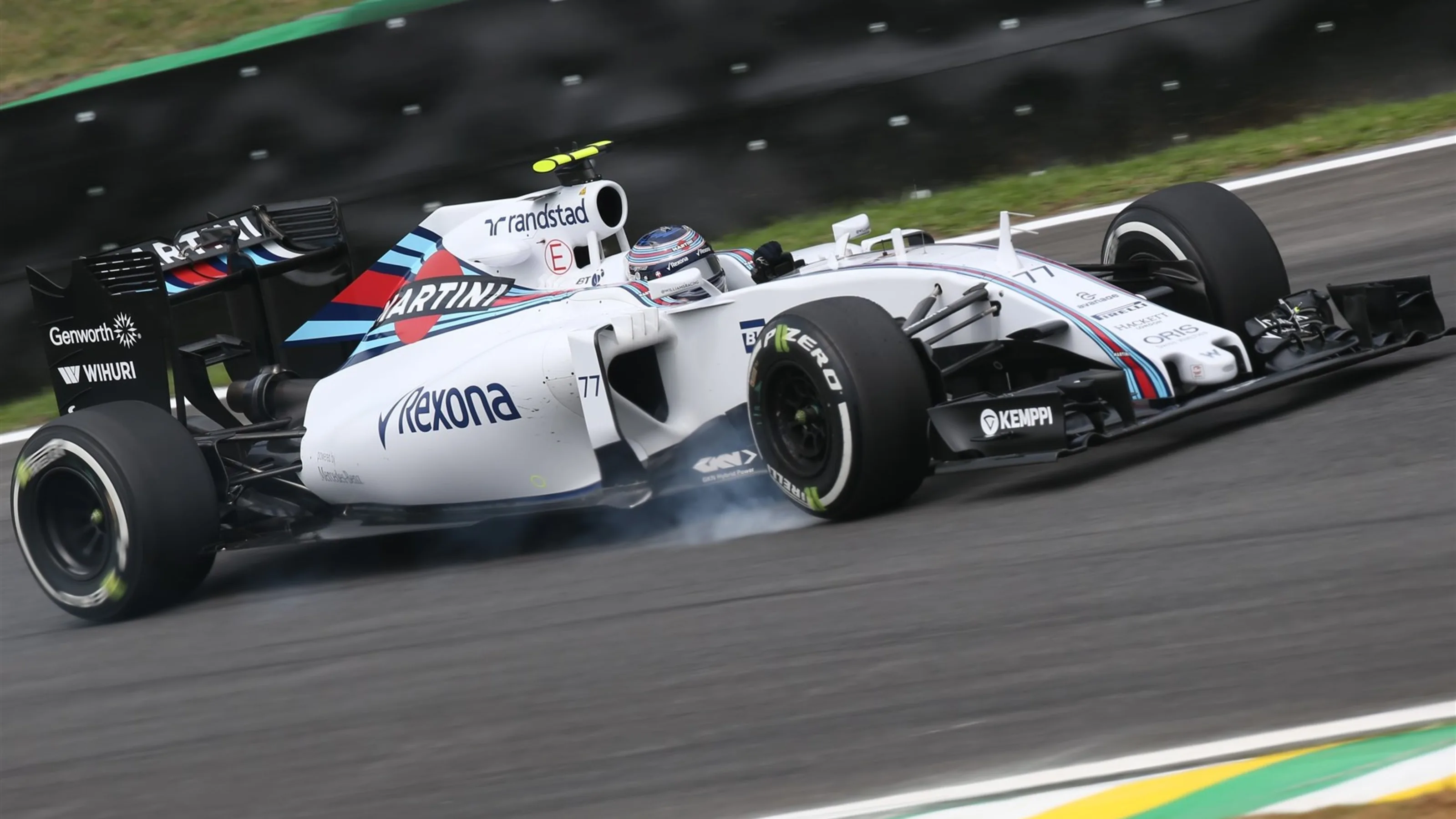 Valtteri Bottas (FIN) Williams FW37 locks up at Formula One World Championship, Rd18, Brazilian