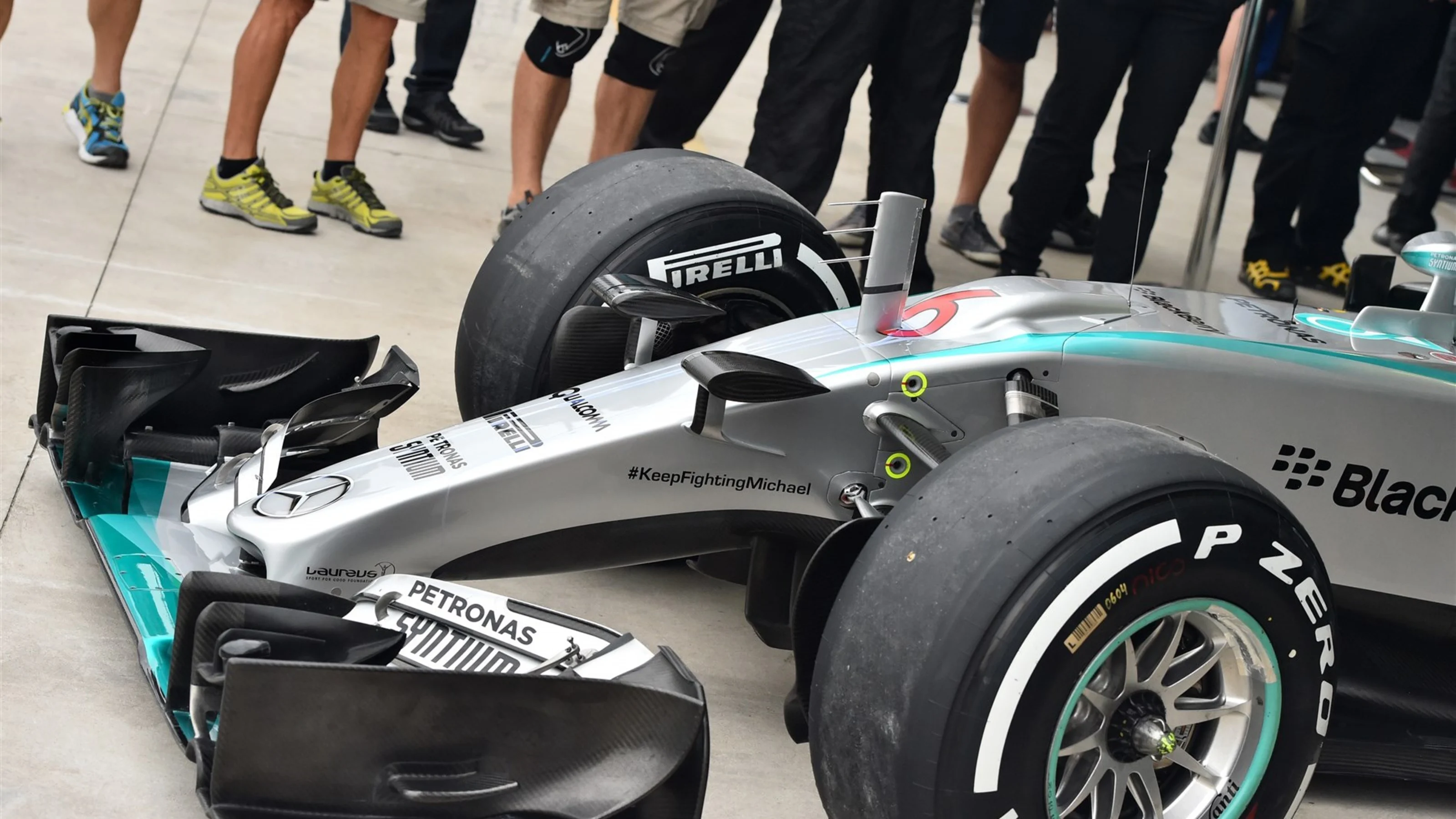 Mercedes AMG F1 W06 nose and S-duct detail at Formula One World Championship, Rd18, Brazilian Grand