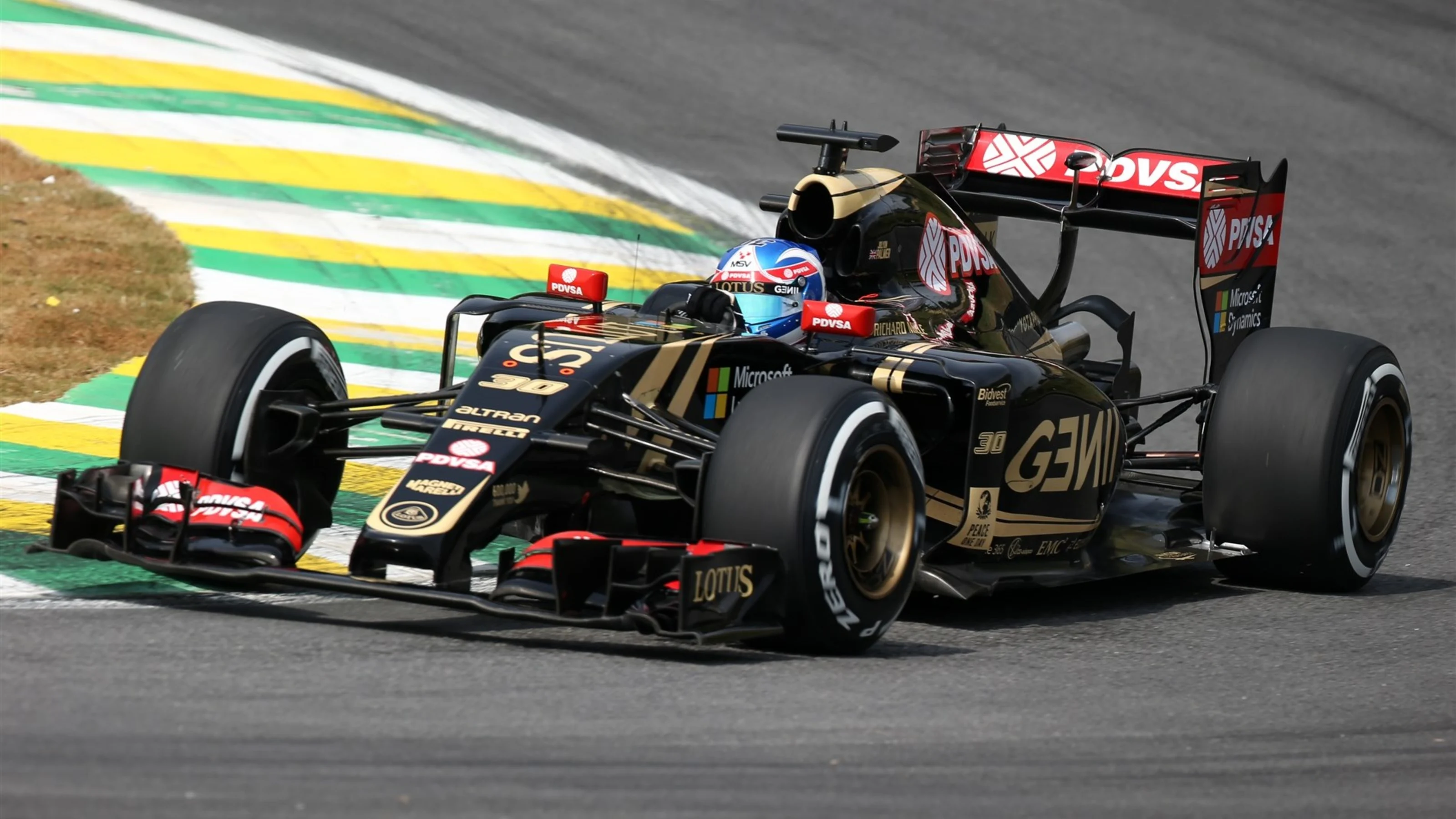Jolyon Palmer (GBR) Lotus E23 Hybrid at Formula One World Championship, Rd18, Brazilian Grand Prix,