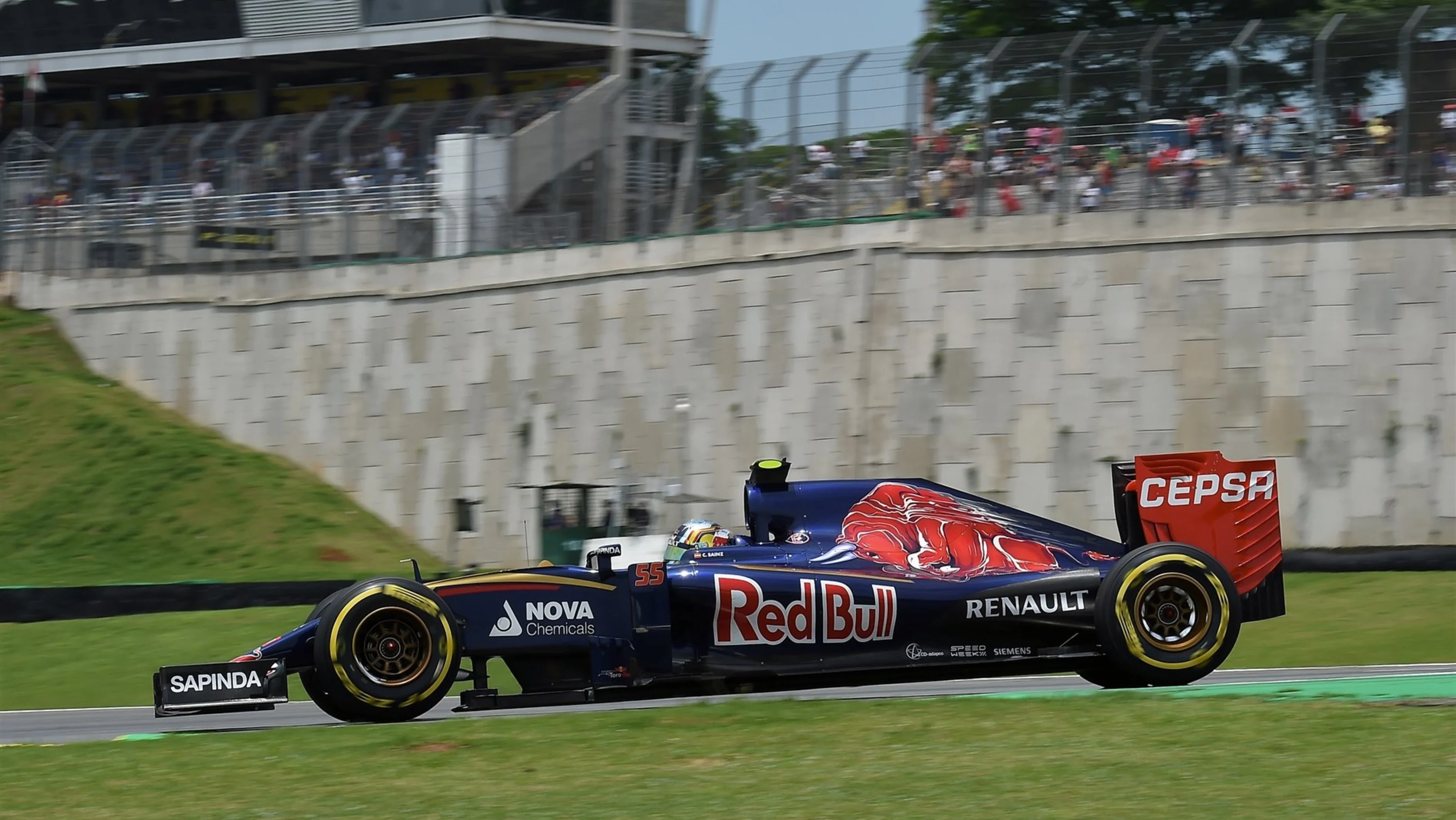 Carlos Sainz jr (ESP) Scuderia Toro Rosso STR10 at Formula One World Championship, Rd18, Brazilian