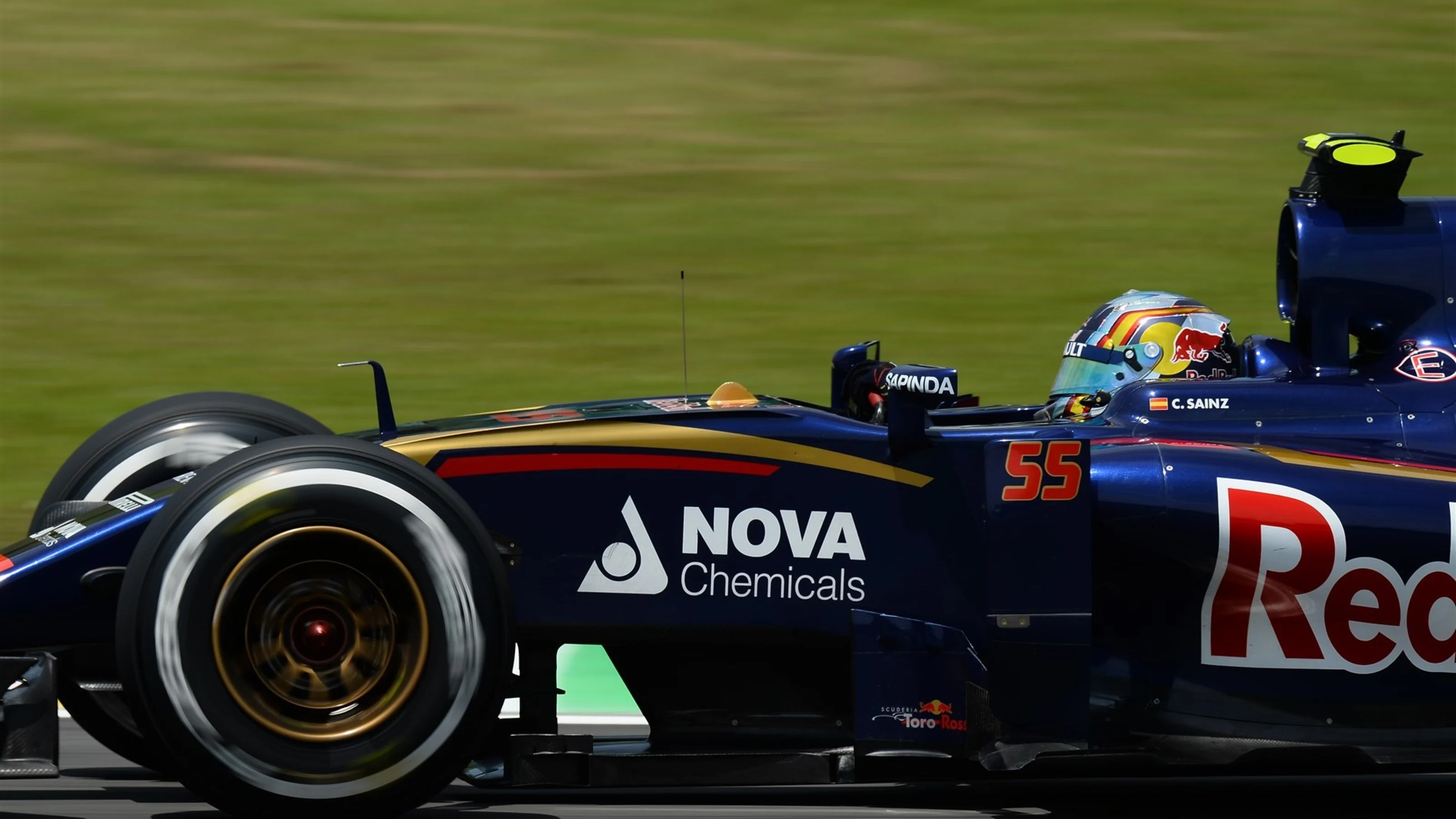 Carlos Sainz jr (ESP) Scuderia Toro Rosso STR10 at Formula One World Championship, Rd18, Brazilian