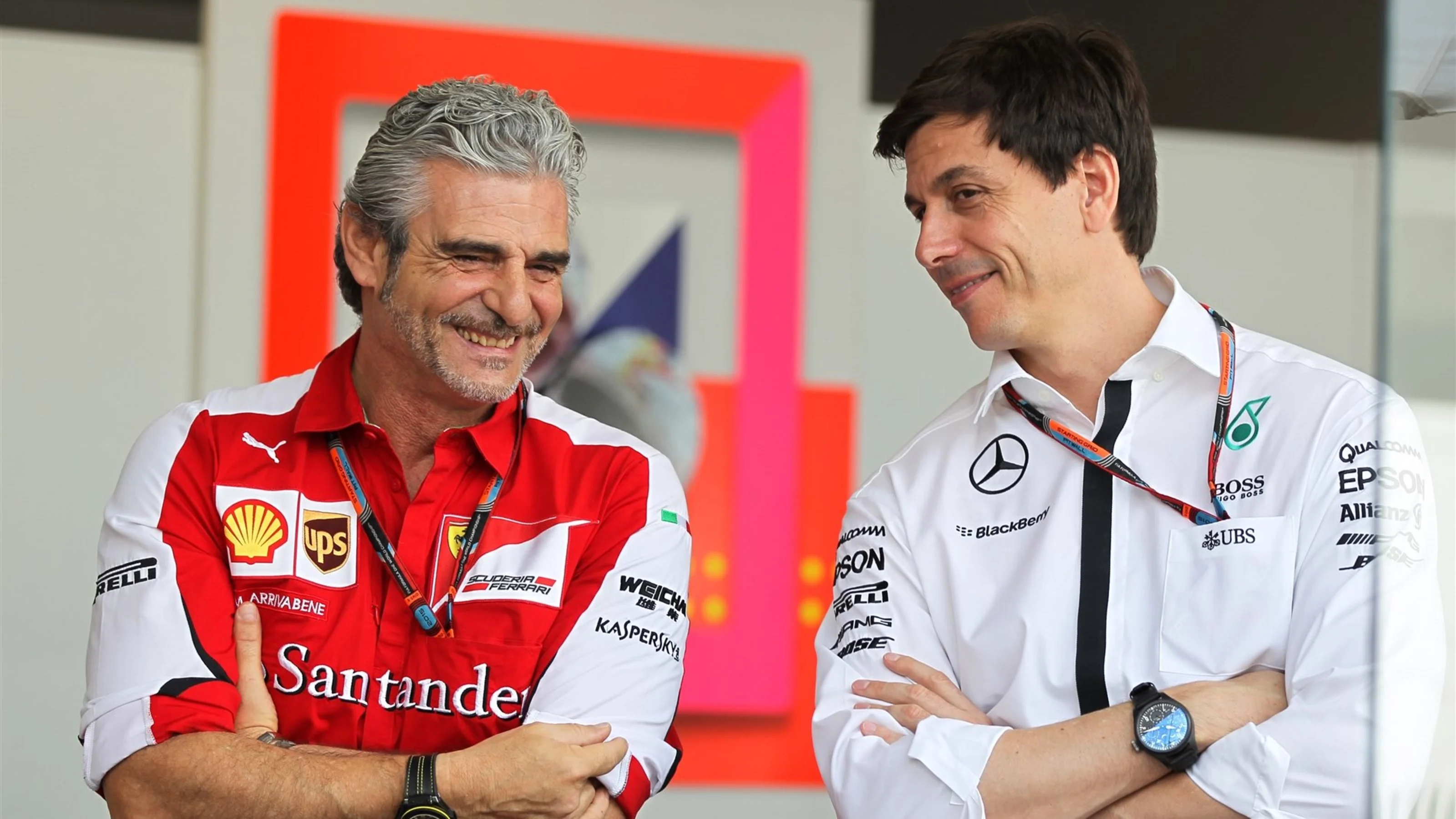 Maurizio Arrivabene (ITA) Ferrari Team Principal and Toto Wolff (AUT) Mercedes AMG F1 Director of