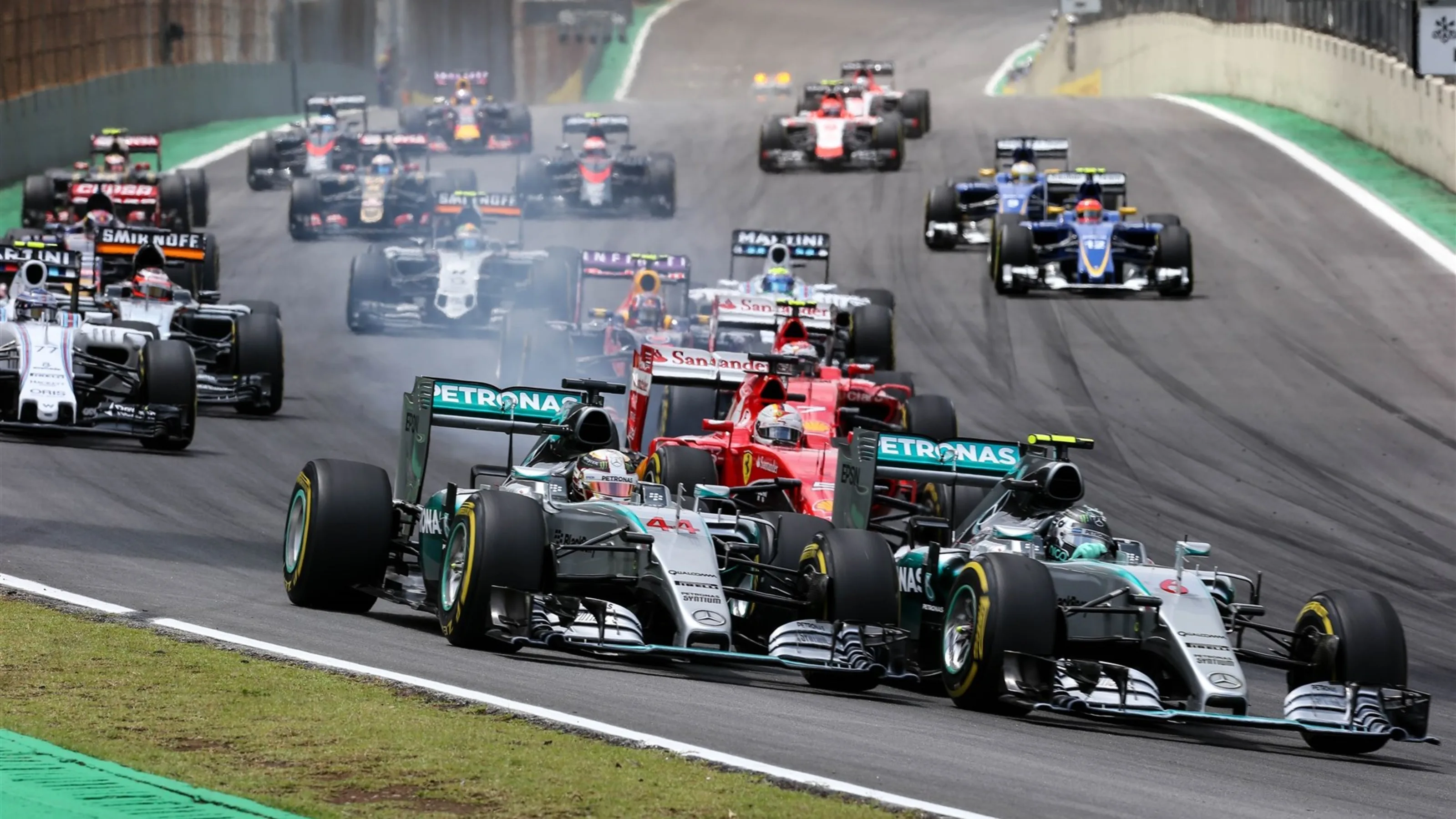 Nico Rosberg (GER) Mercedes AMG F1 W06 and Lewis Hamilton (GBR) Mercedes AMG F1 W06 at the start of