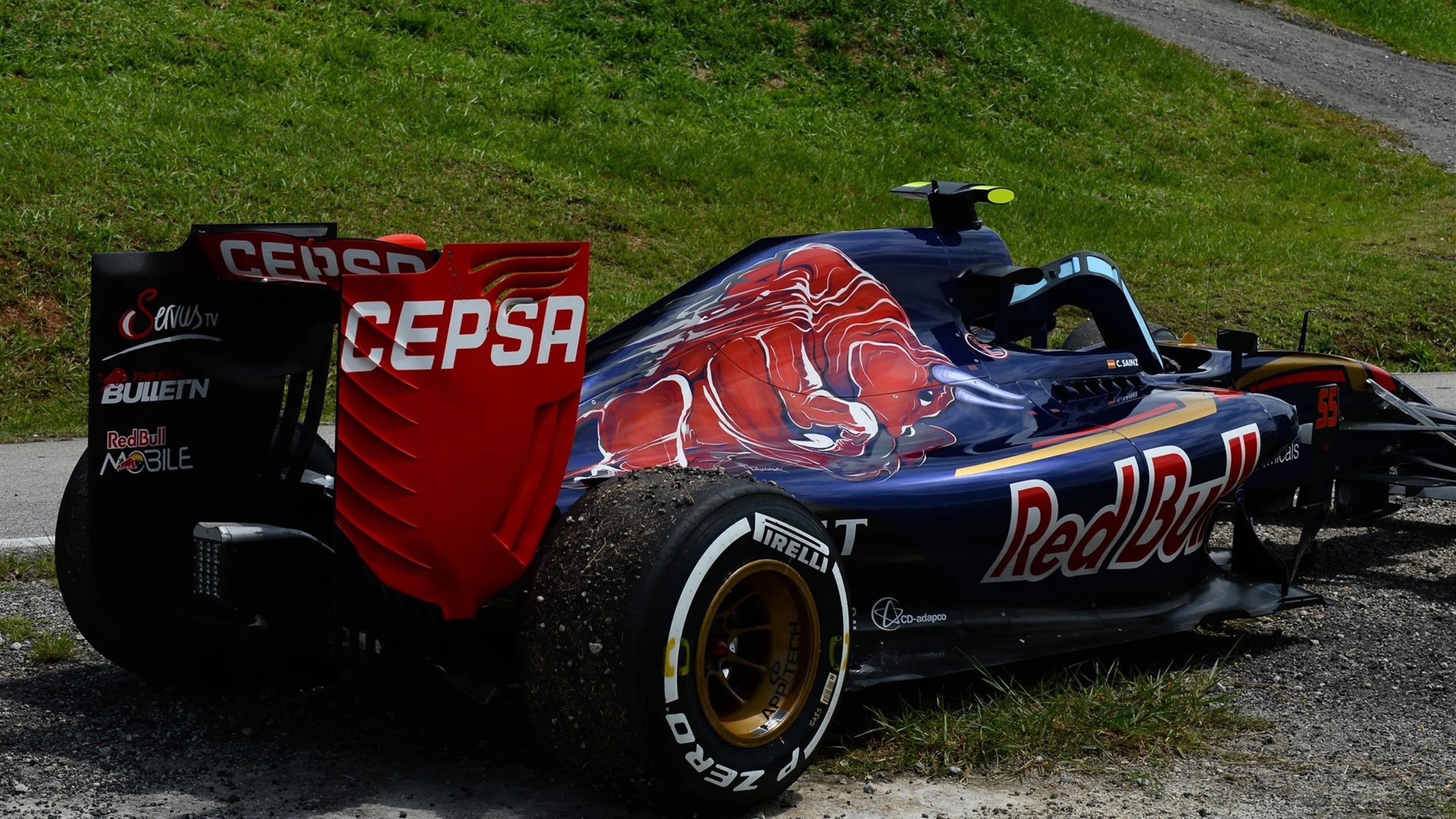 The car of Carlos Sainz jr (ESP) Scuderia Toro Rosso STR10 after retiring from the race at Formula