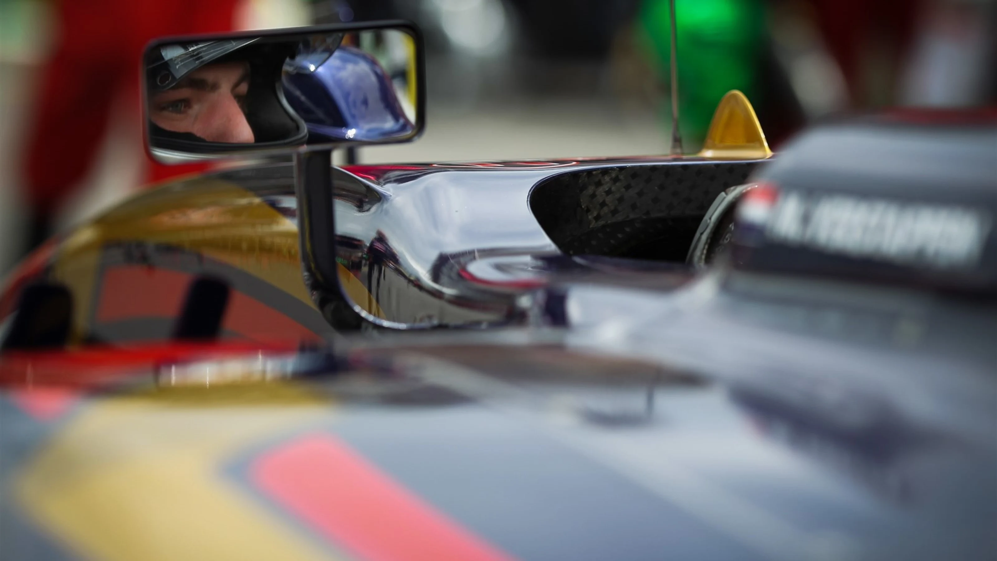 Max Verstappen (NDL) Scuderia Toro Rosso STR10 on the grid at Formula One World Championship, Rd18,