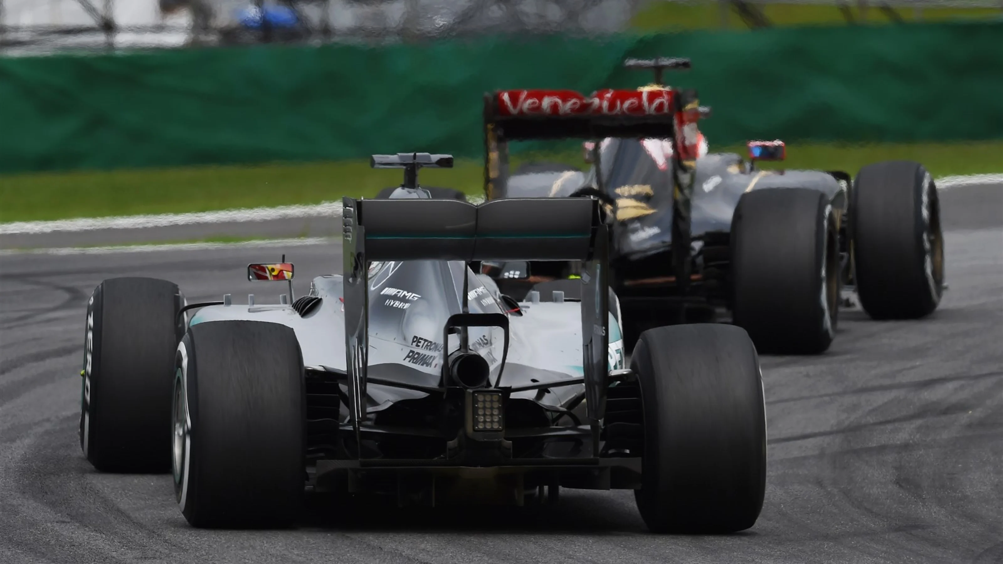 Lewis Hamilton (GBR) Mercedes AMG F1 W06 at Formula One World Championship, Rd18, Brazilian Grand