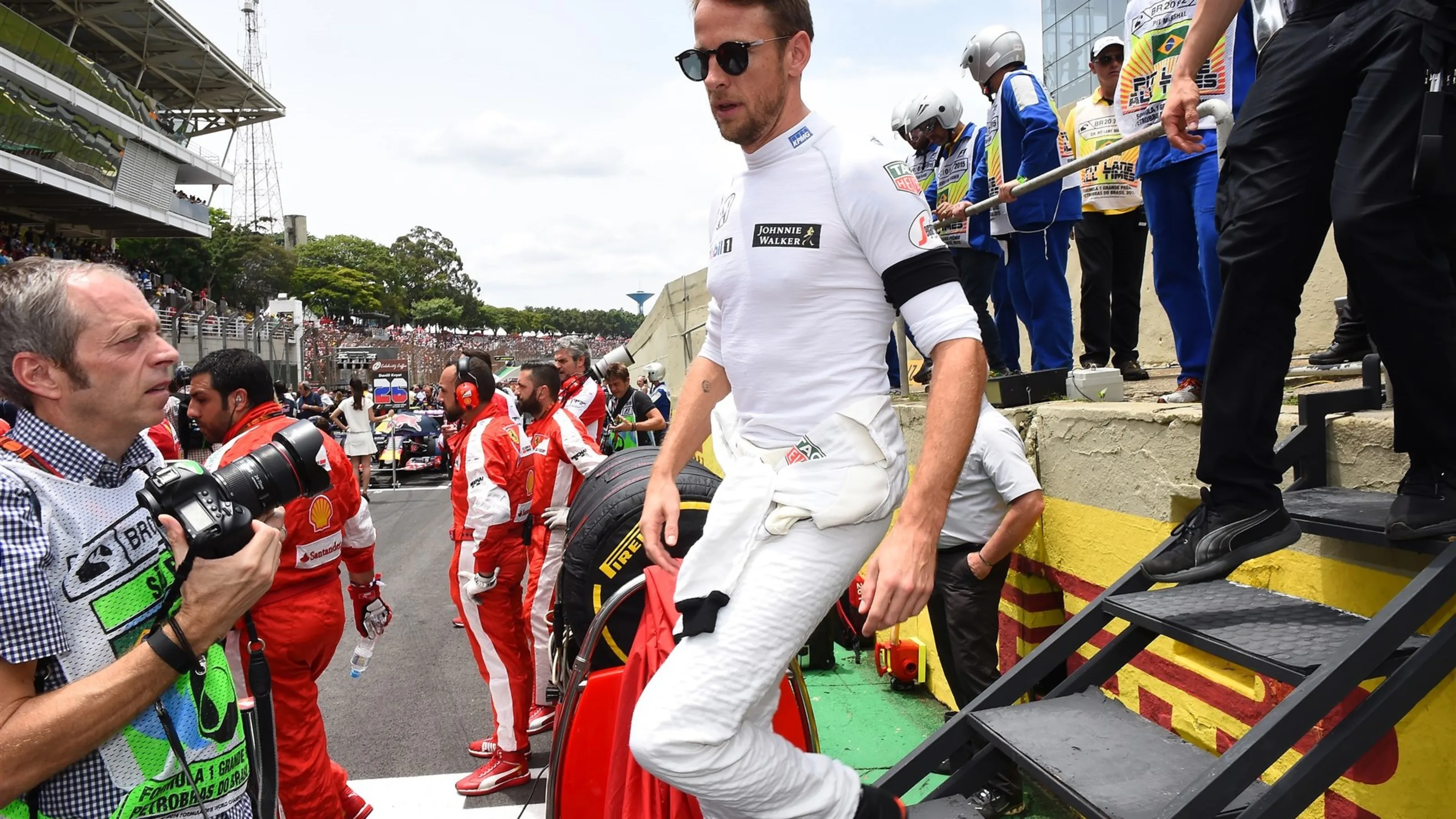 Jenson Button (GBR) McLaren on the drivers parade at Formula One World Championship, Rd18,