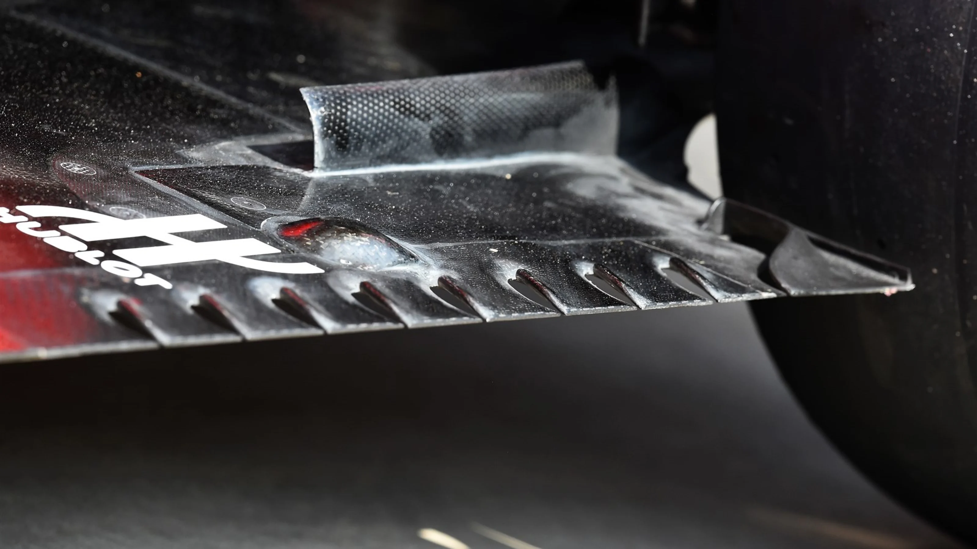 Ferrari SF15-T rear floor detail at Formula One World Championship, Rd18, Brazilian Grand Prix,