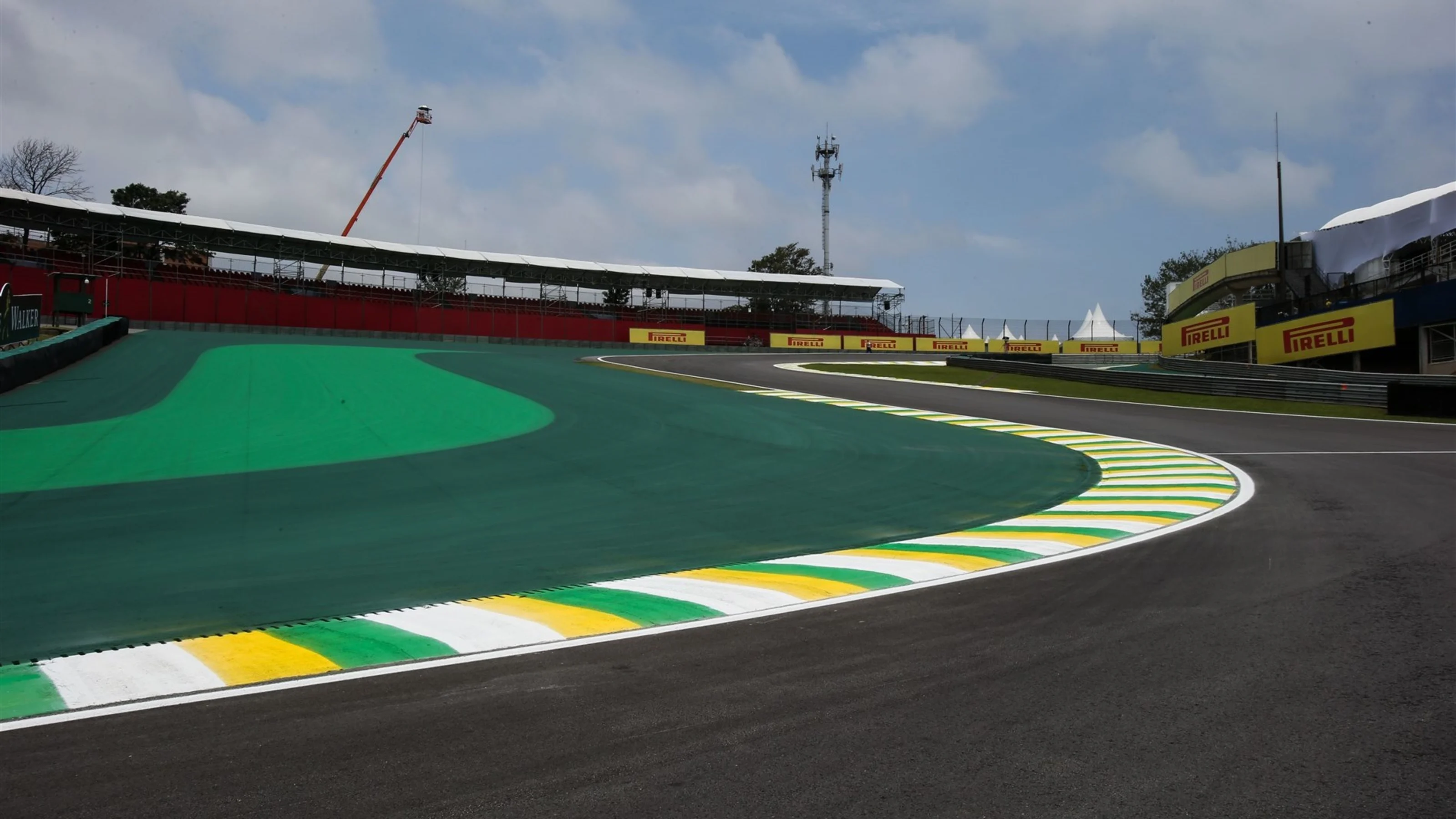 Track view at Formula One World Championship, Rd18, Brazilian Grand Prix, Preparations, Interlagos,