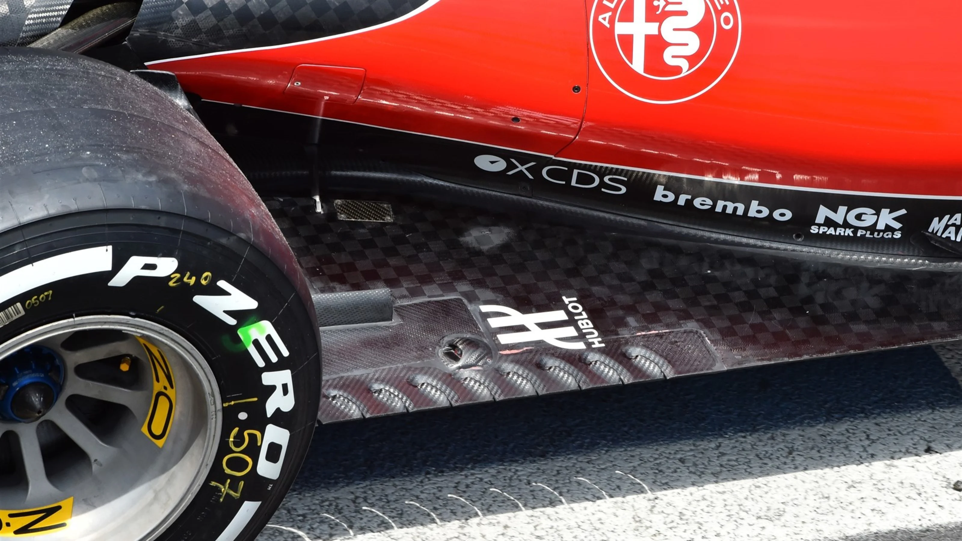 Ferrari SF15-T rear floor detail at Formula One World Championship, Rd18, Brazilian Grand Prix,