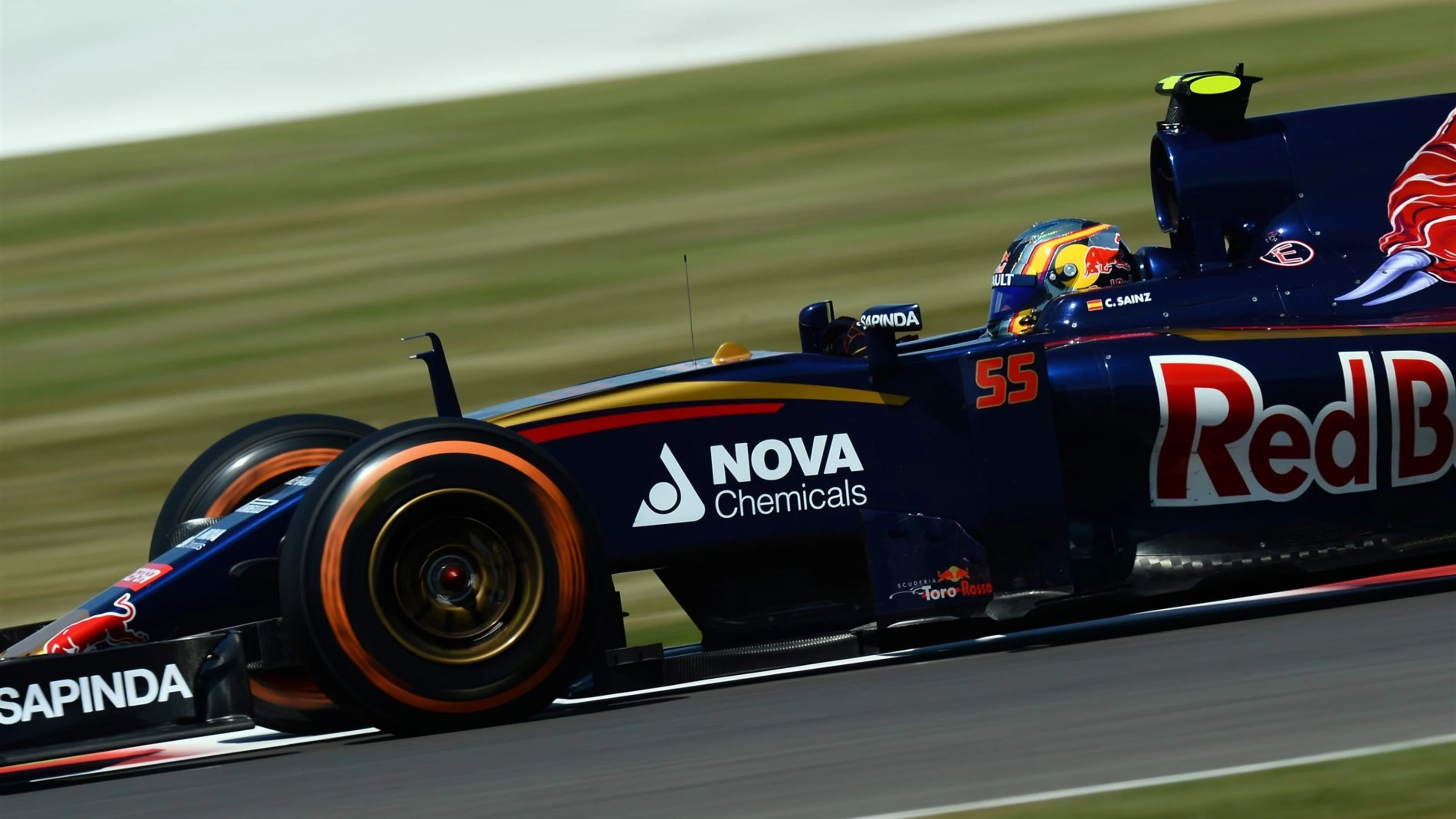 Carlos Sainz jr (ESP) Scuderia Toro Rosso STR10 at Formula One World Championship, Rd9, British