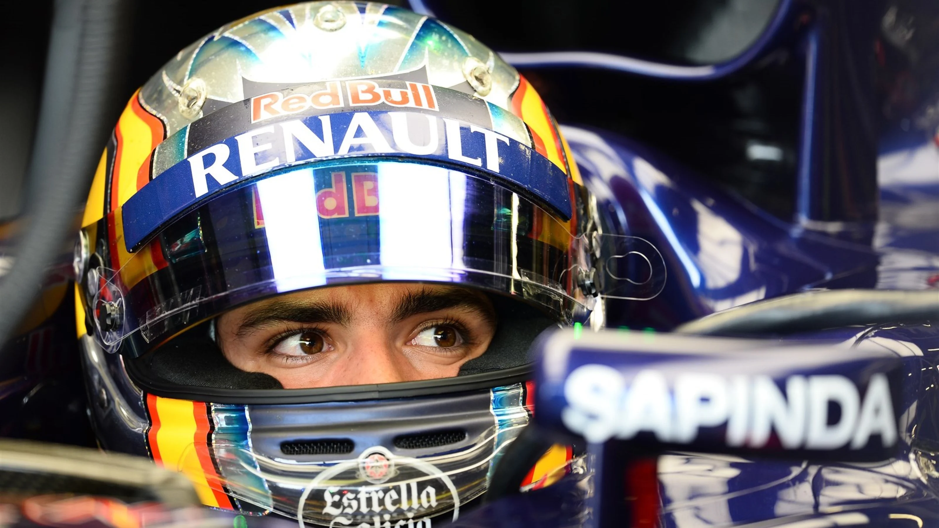 Carlos Sainz jr (ESP) Scuderia Toro Rosso STR10 at Formula One World Championship, Rd9, British