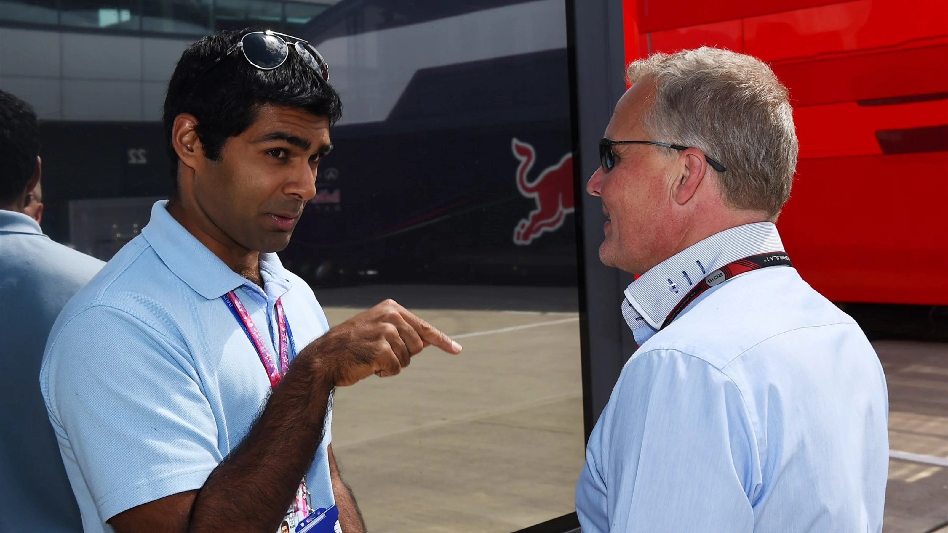 Karun Chandhok (IND) and Johnny Herbert (GBR) Sky TV at Formula One World Championship, Rd9,