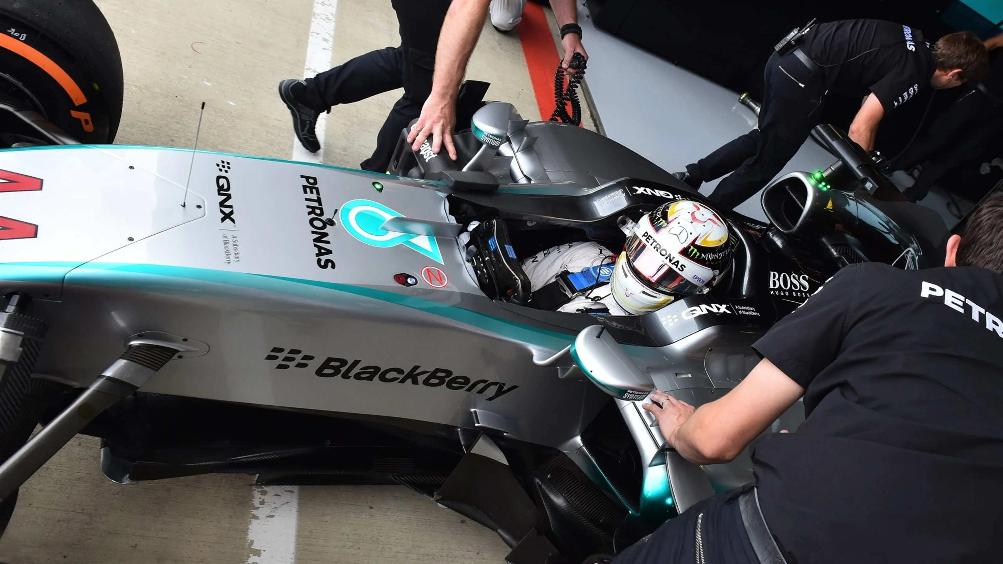 Lewis Hamilton (GBR) Mercedes AMG F1 W06 at Formula One World Championship, Rd9, British Grand
