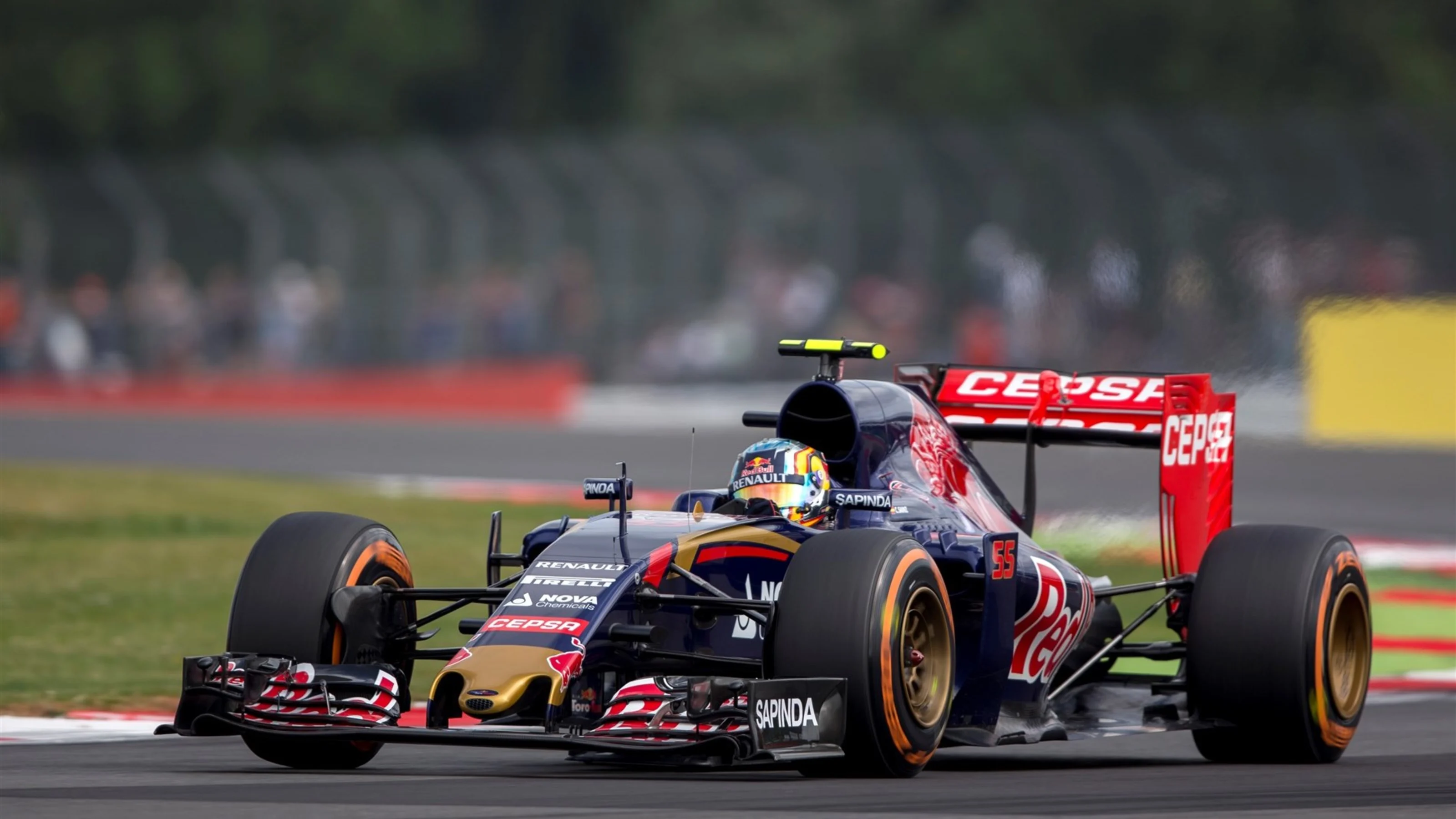 Carlos Sainz jr (ESP) Scuderia Toro Rosso STR10 at Formula One World Championship, Rd9, British