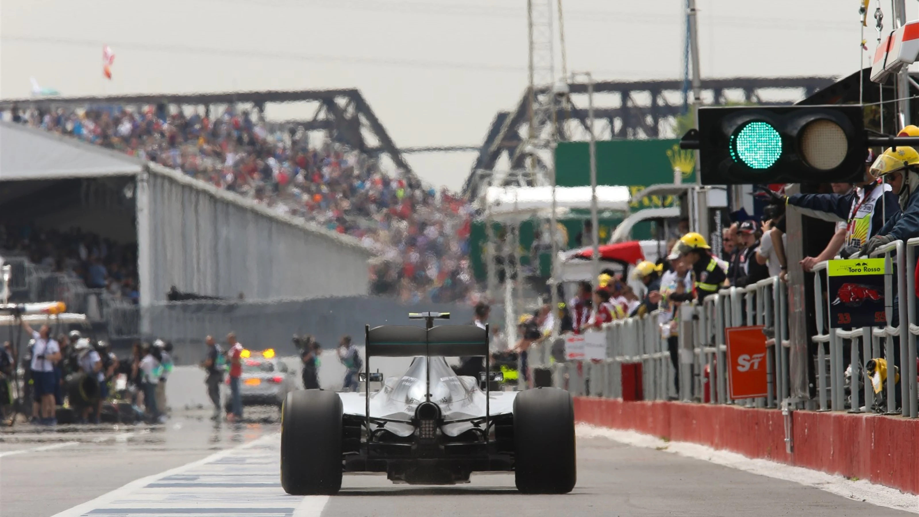 Nico Rosberg (GER) Mercedes AMG F1 W06 at Formula One World Championship, Rd7, Canadian Grand Prix,