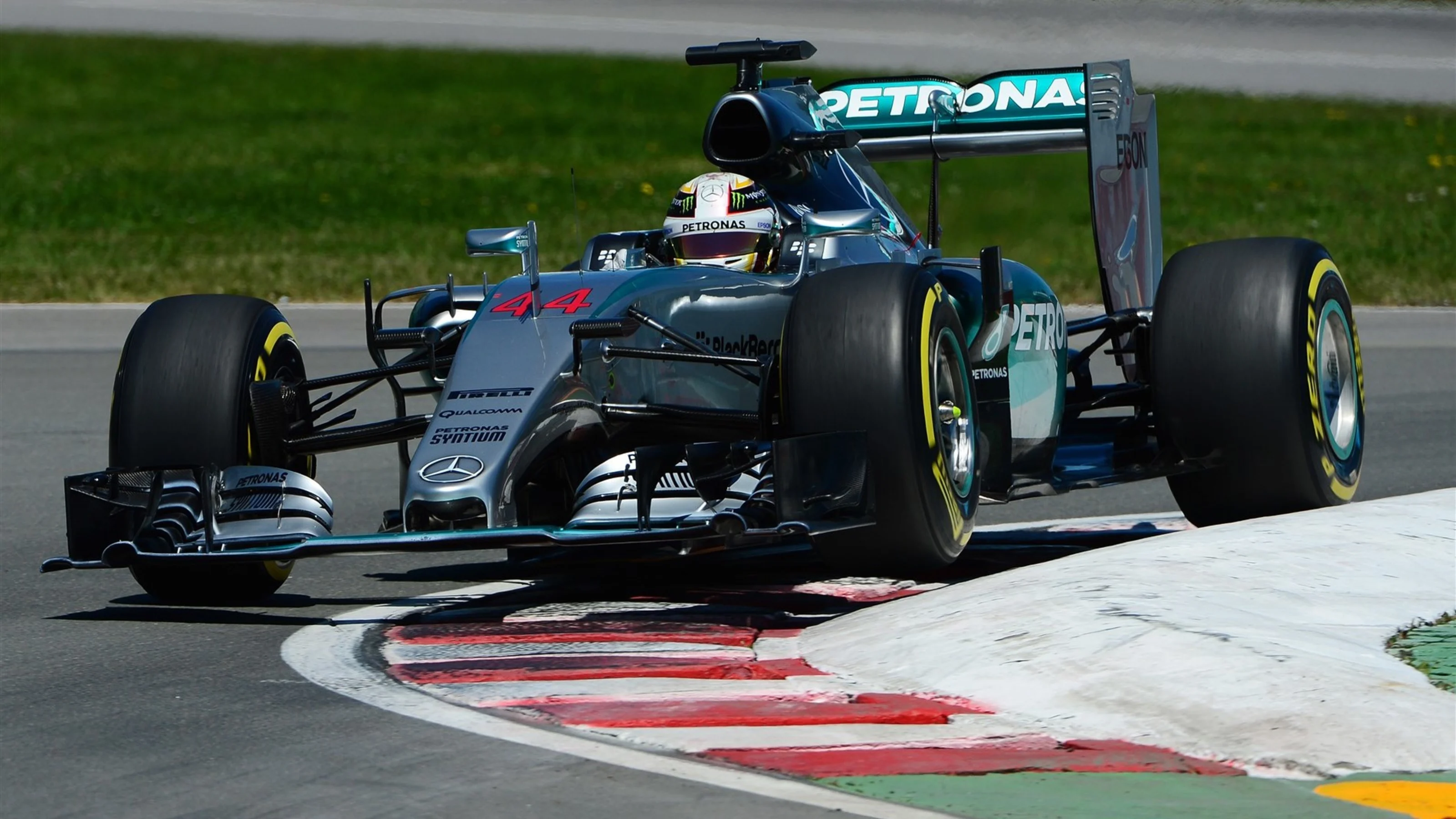 Lewis Hamilton (GBR) Mercedes AMG F1 W06 at Formula One World Championship, Rd7, Canadian Grand