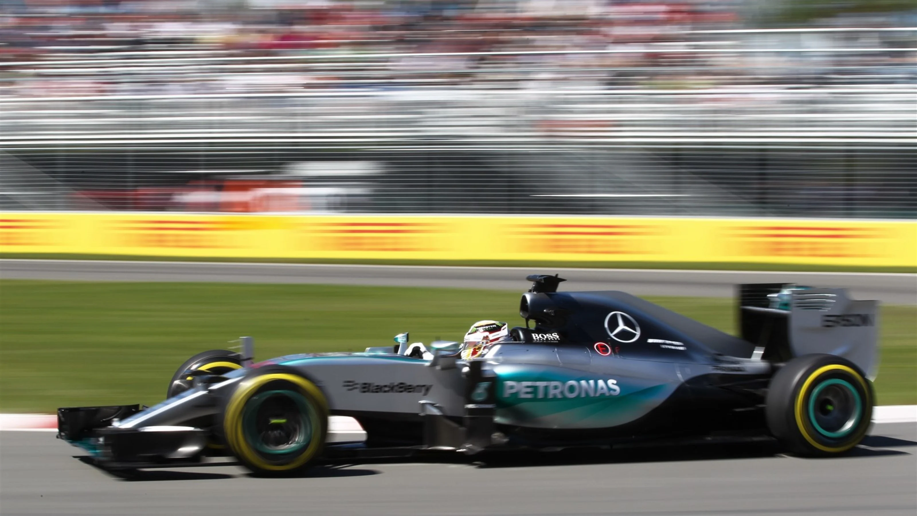 Lewis Hamilton (GBR) Mercedes AMG F1 W06 at Formula One World Championship, Rd7, Canadian Grand