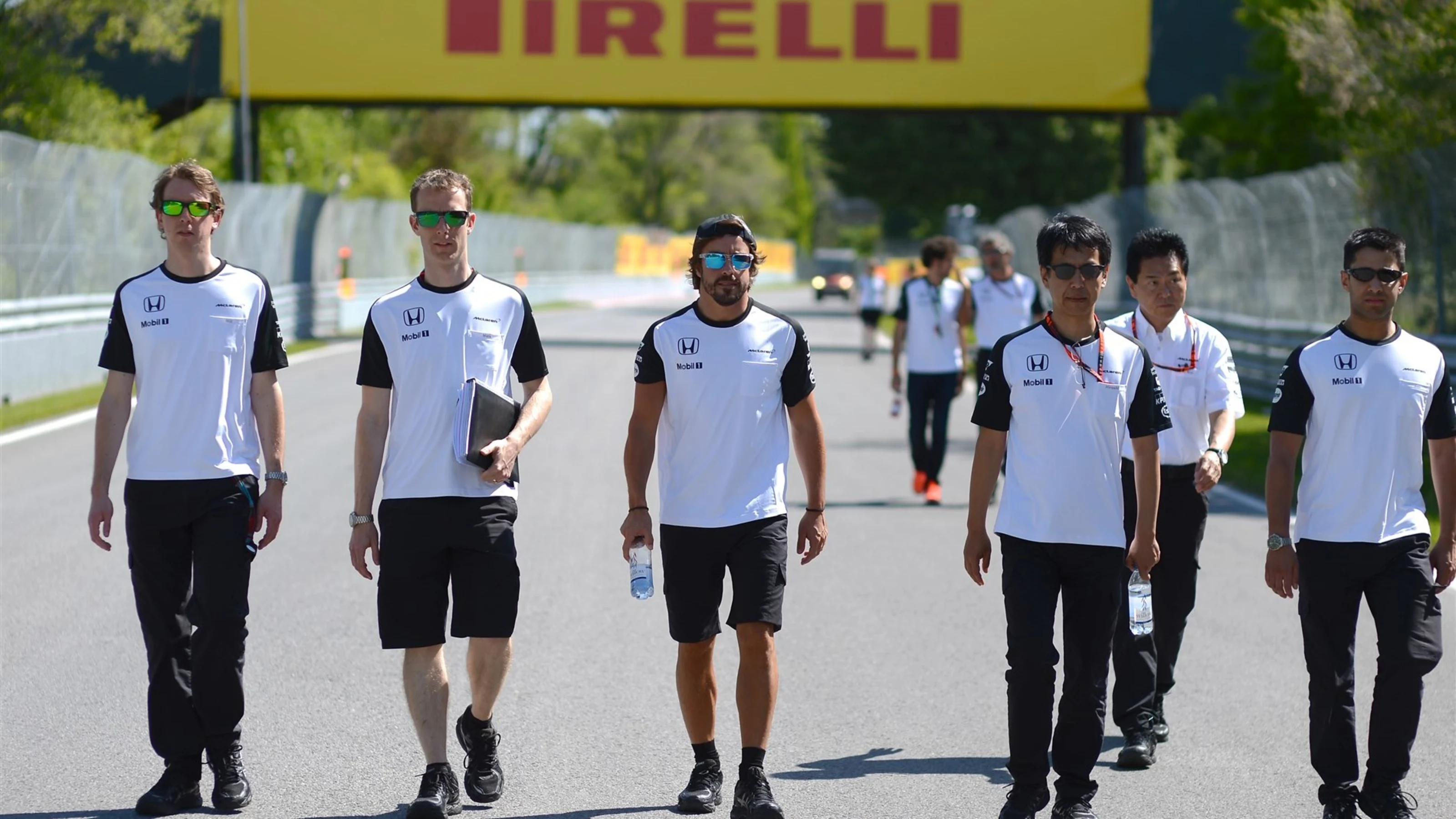 Fernando Alonso (ESP) McLaren walking the track at Formula One World Championship, Rd7, Canadian