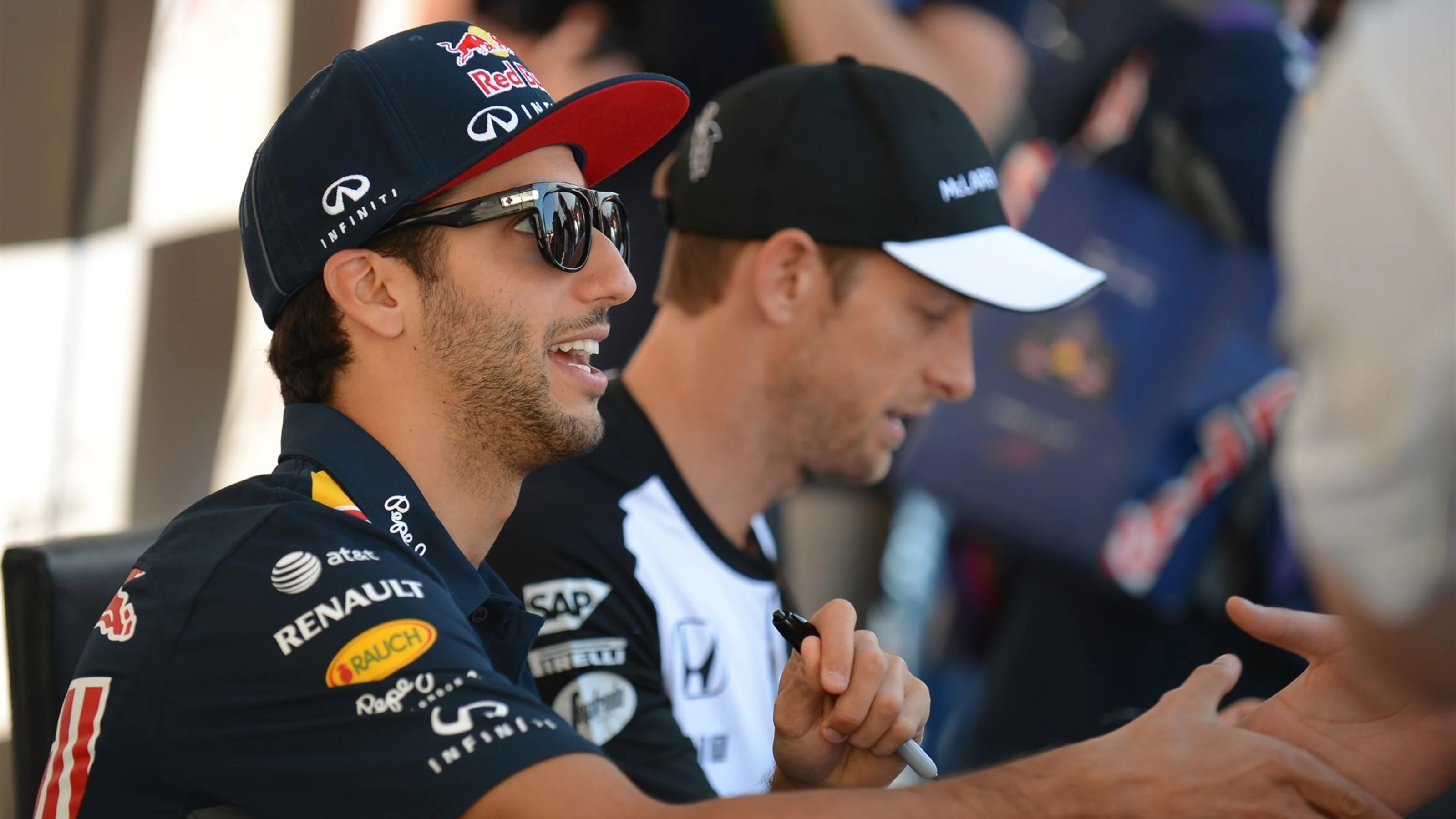 Daniel Ricciardo (AUS) Red Bull Racing signs autographs for the fans at Formula One World