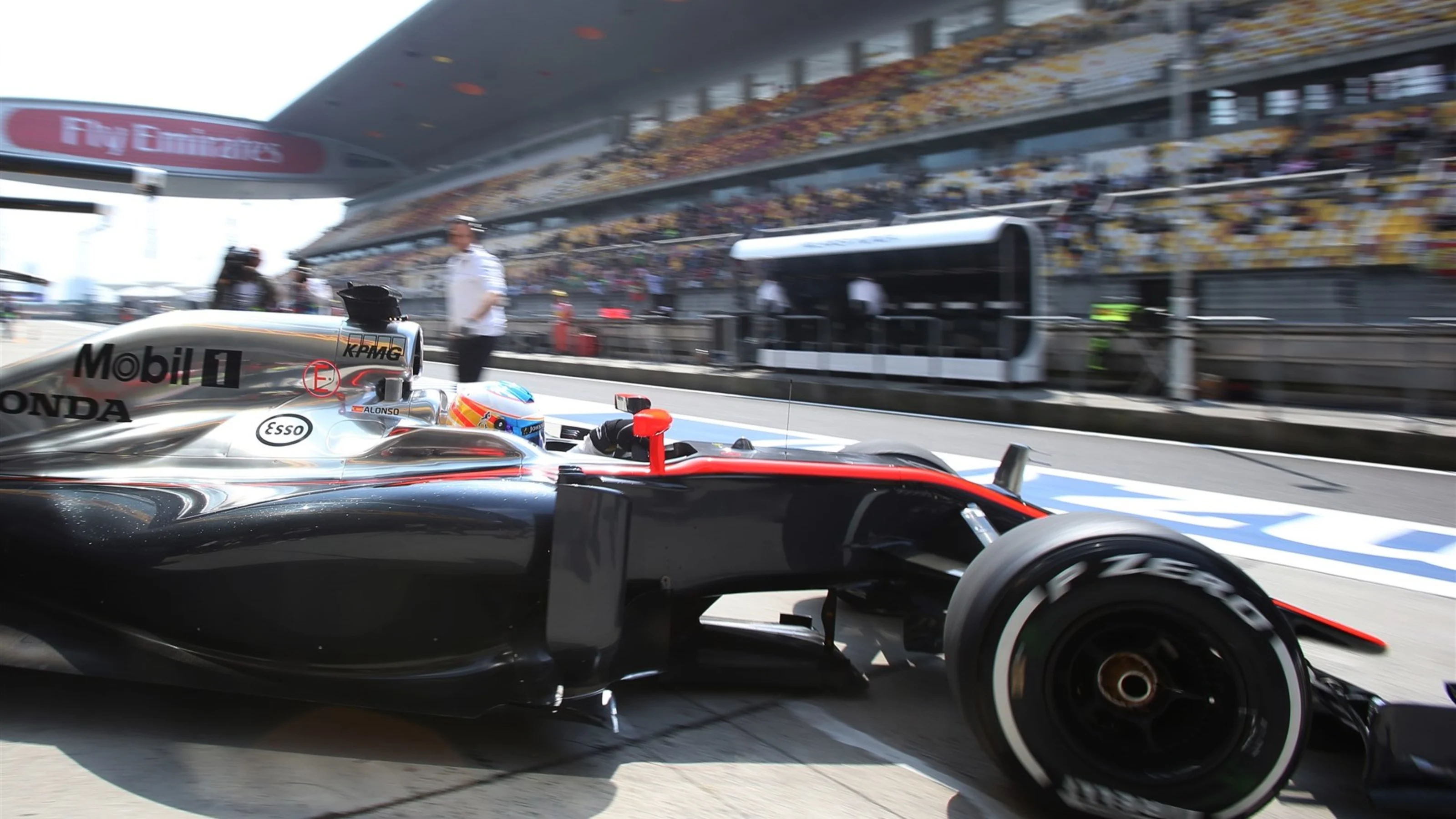 Fernando Alonso (ESP) McLaren MP4-30 at Formula One World Championship, Rd3, Chinese Grand Prix,