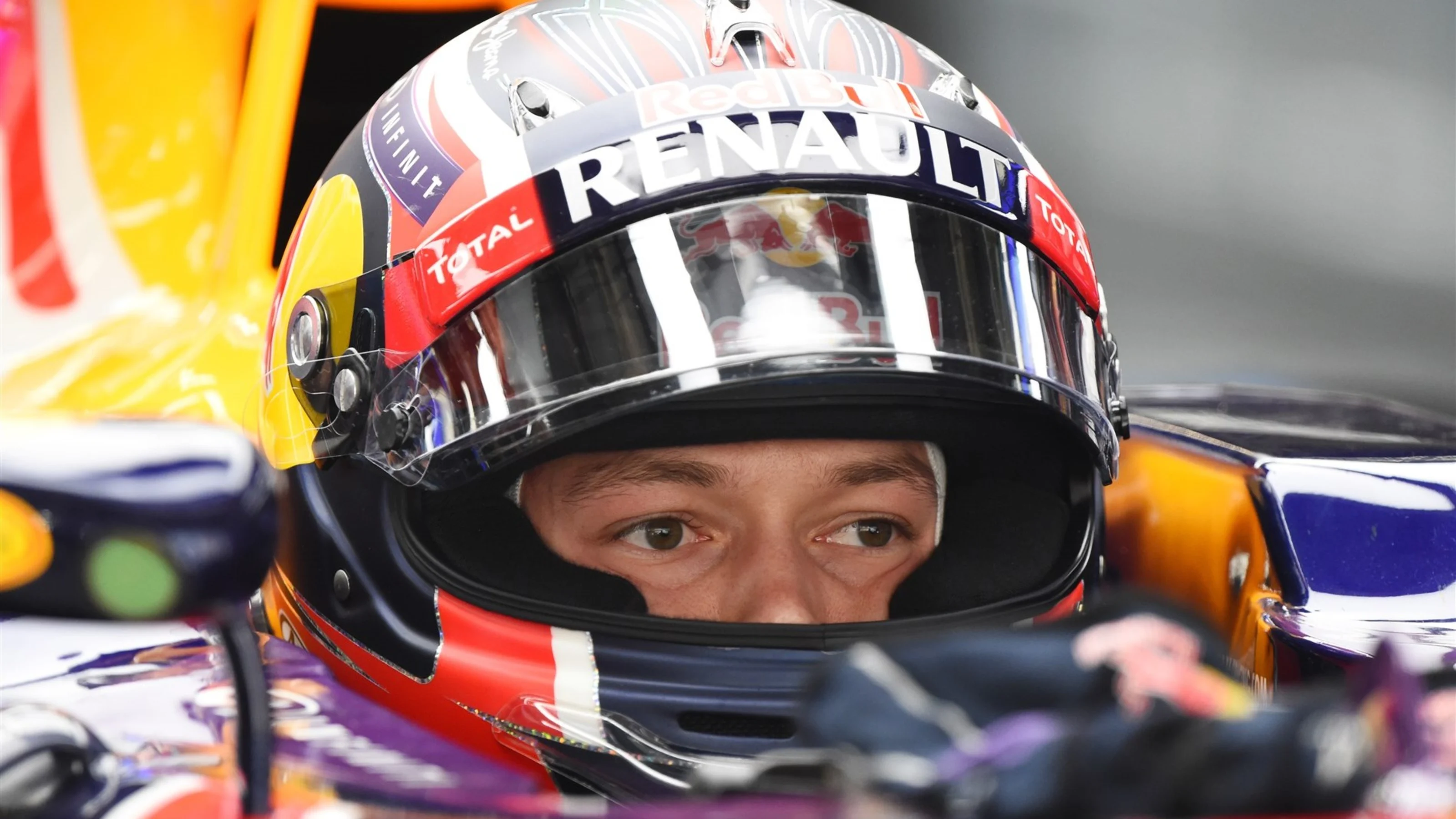 Daniil Kvyat (RUS) Red Bull Racing RB11 at Formula One World Championship, Rd3, Chinese Grand Prix,