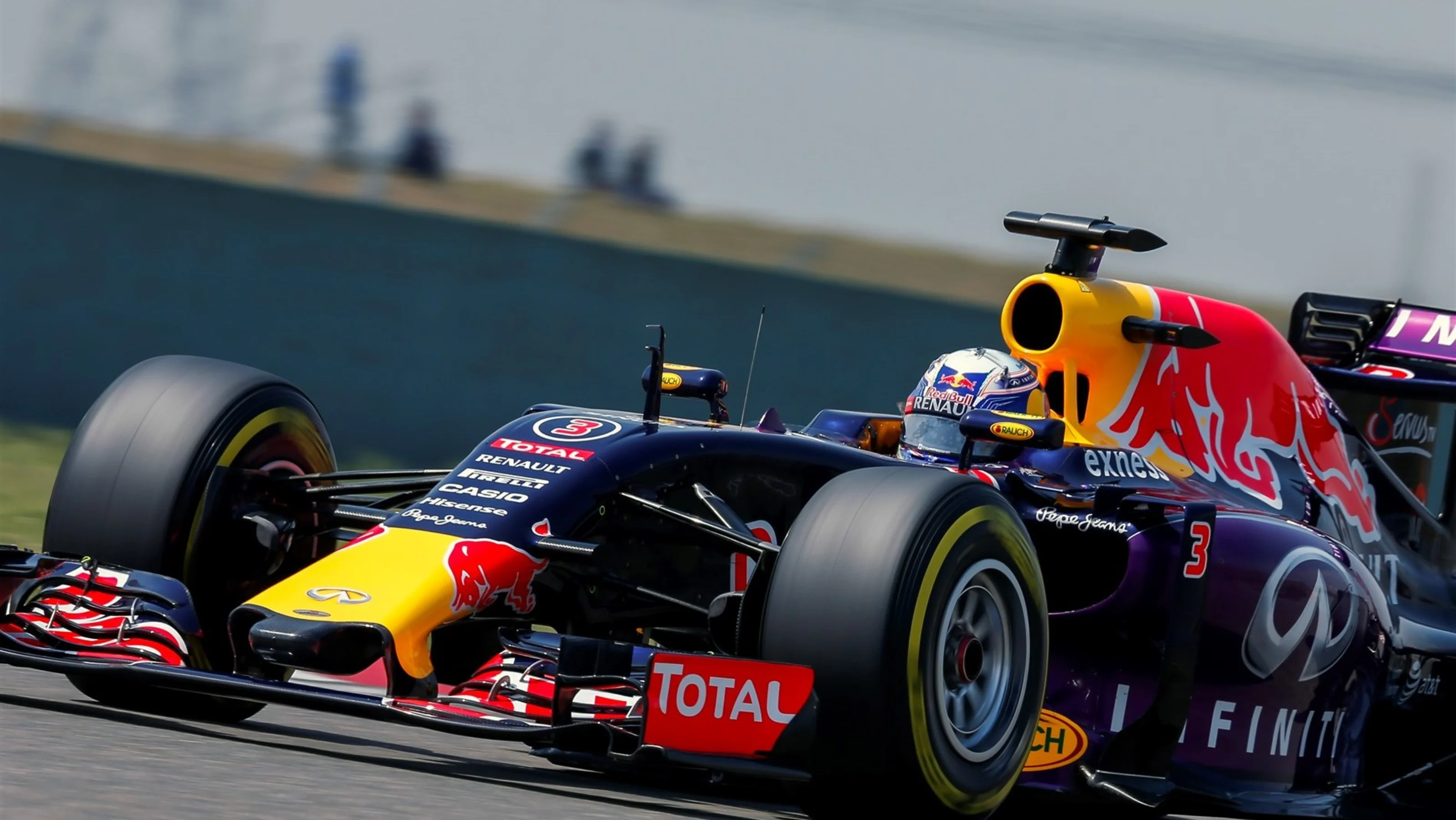 Daniel Ricciardo (AUS) Red Bull Racing RB11 at Formula One World Championship, Rd3, Chinese Grand
