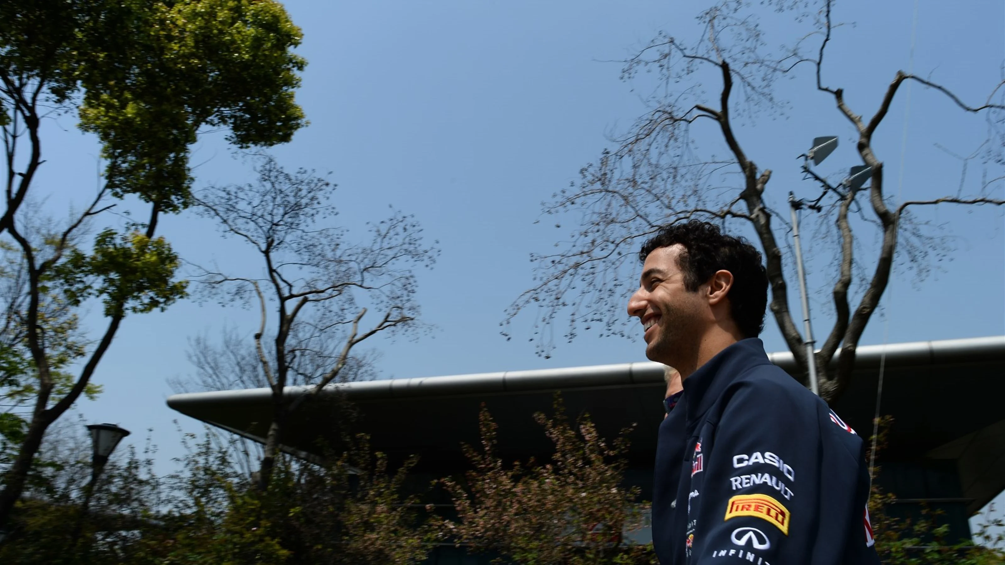 Daniel Ricciardo (AUS) Red Bull Racing at Formula One World Championship, Rd3, Chinese Grand Prix,