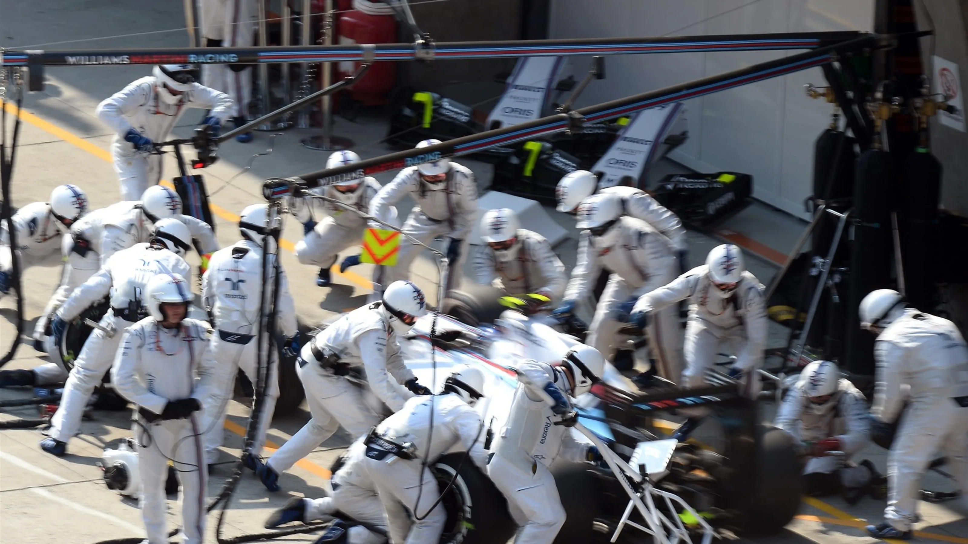 Valtteri Bottas (FIN) Williams FW37 pit stop at Formula One World Championship, Rd3, Chinese Grand