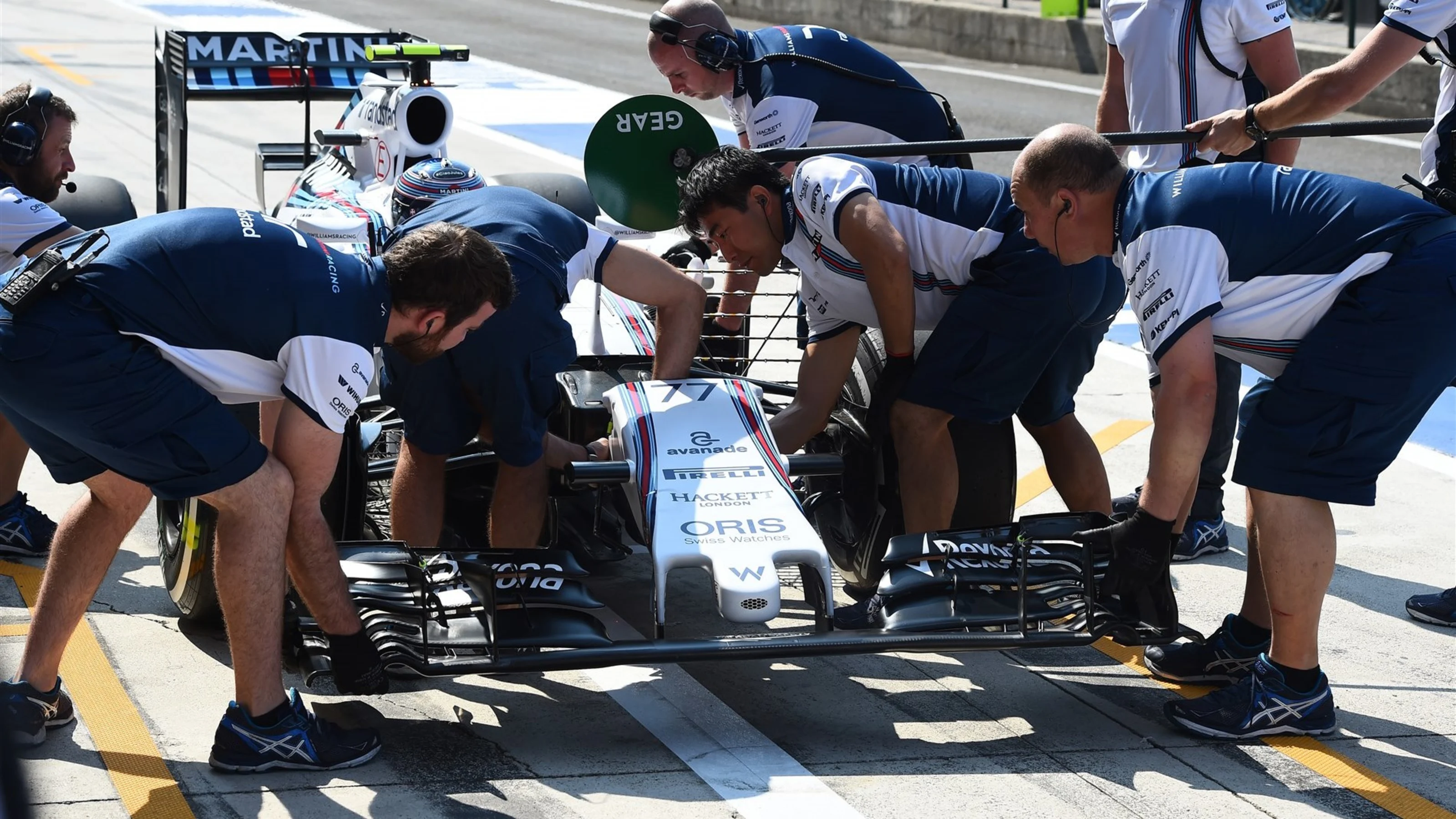 Valtteri Bottas (FIN) Williams FW37 makes a pit stop at Formula One World Championship, Rd10,