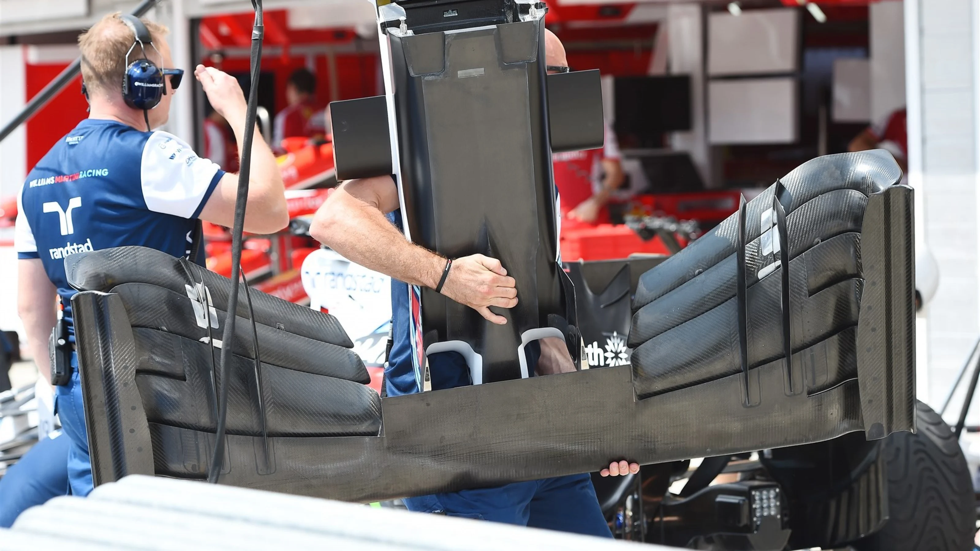 Williams mechanic with Williams FW37 front wing at Formula One World Championship, Rd10, Hungarian