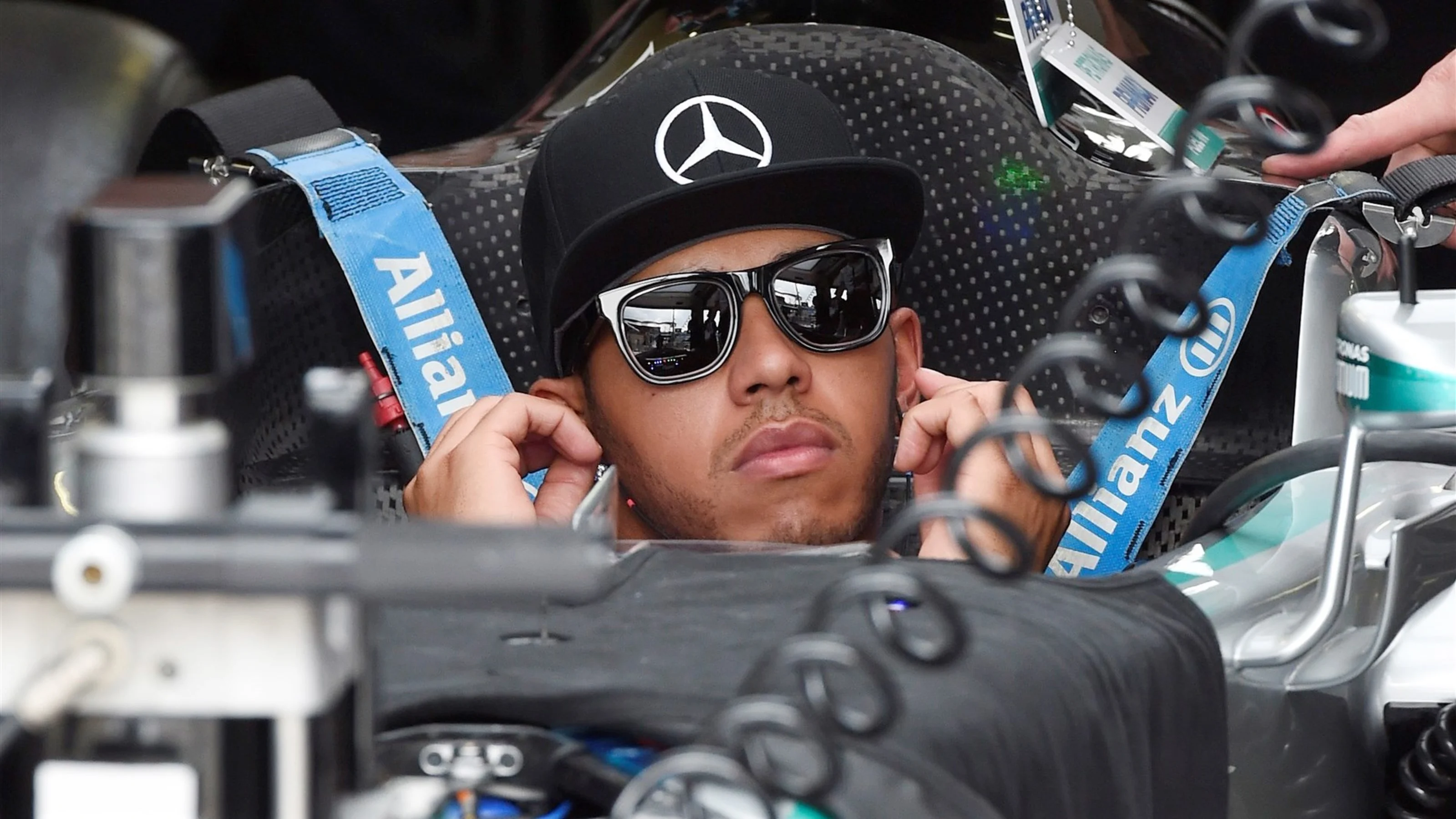 Lewis Hamilton (GBR) Mercedes AMG F1 W06 at Formula One World Championship, Rd10, Hungarian Grand
