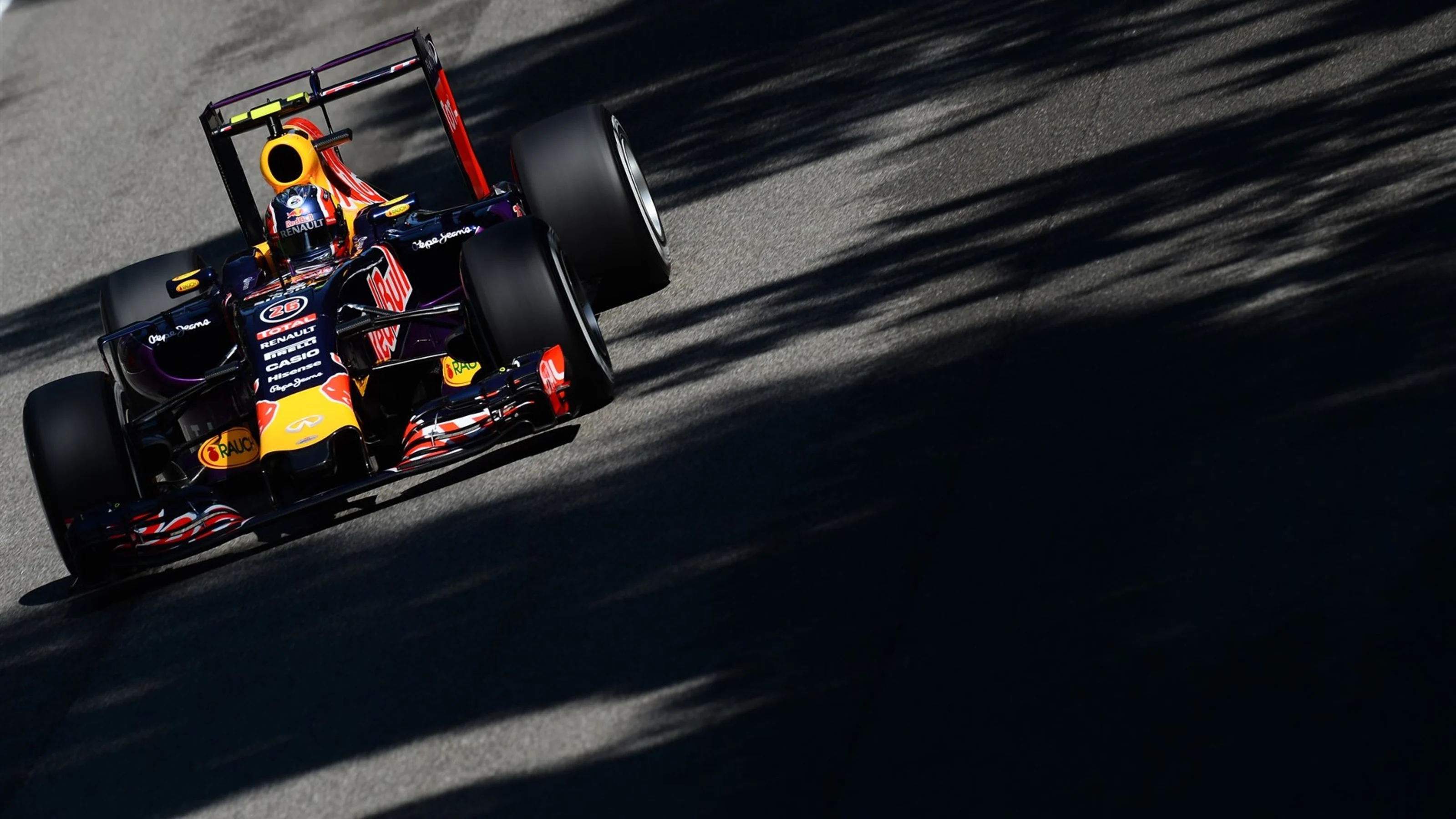 Daniil Kvyat (RUS) Red Bull Racing RB11 at Formula One World Championship, Rd12, Italian Grand