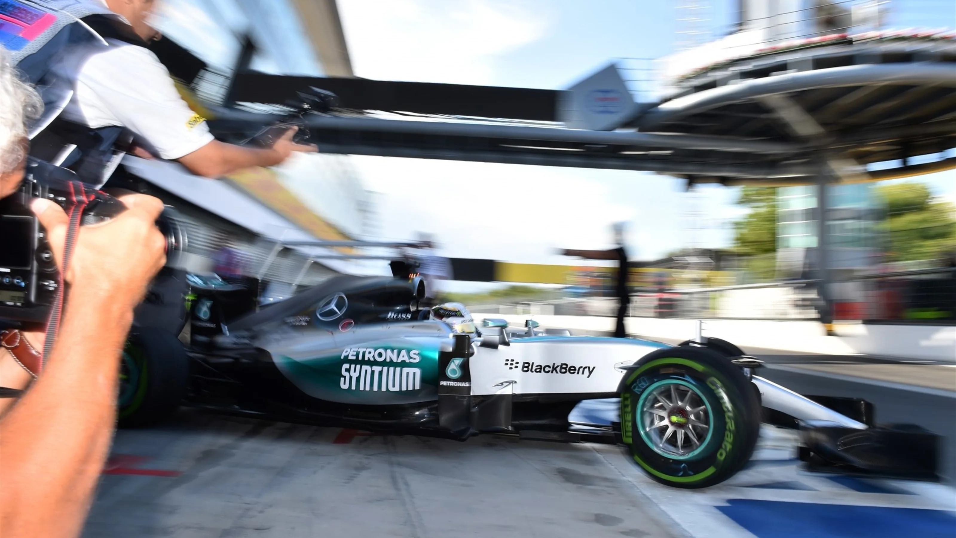 Lewis Hamilton (GBR) Mercedes AMG F1 W06 at Formula One World Championship, Rd12, Italian Grand