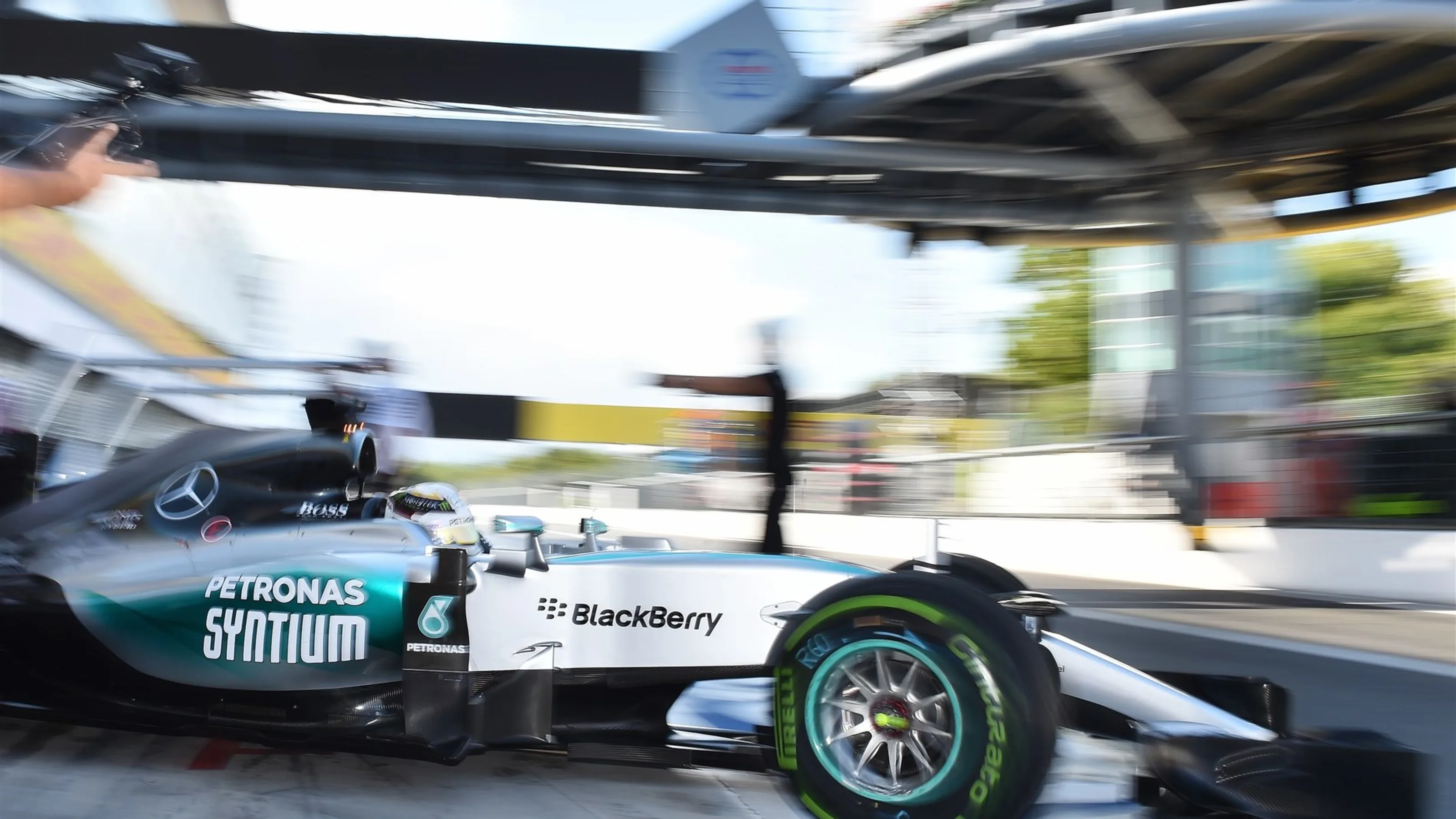 Lewis Hamilton (GBR) Mercedes AMG F1 W06 at Formula One World Championship, Rd12, Italian Grand