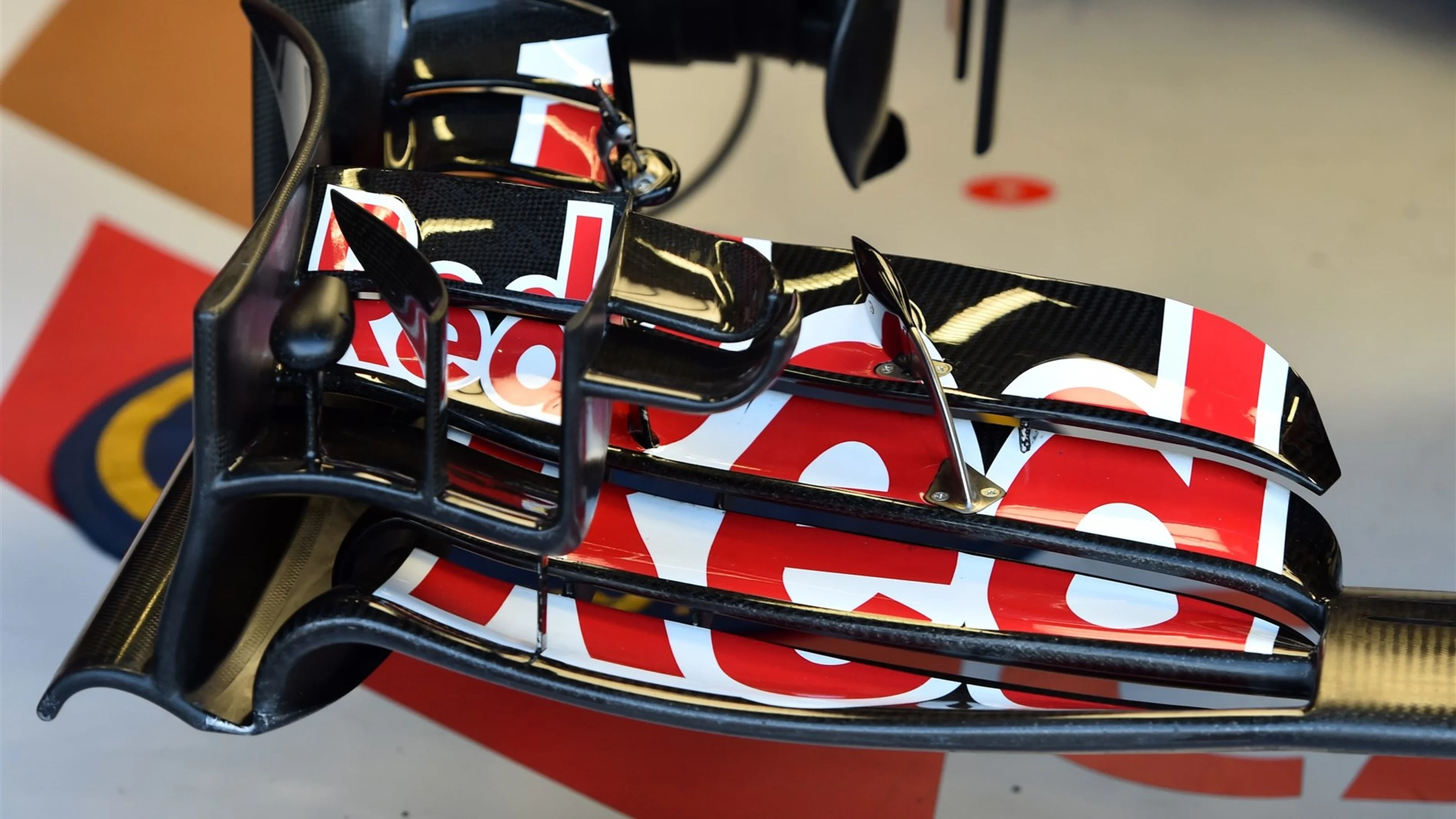 Scuderia Toro Rosso STR10 front wing detail at Formula One World Championship, Rd12, Italian Grand