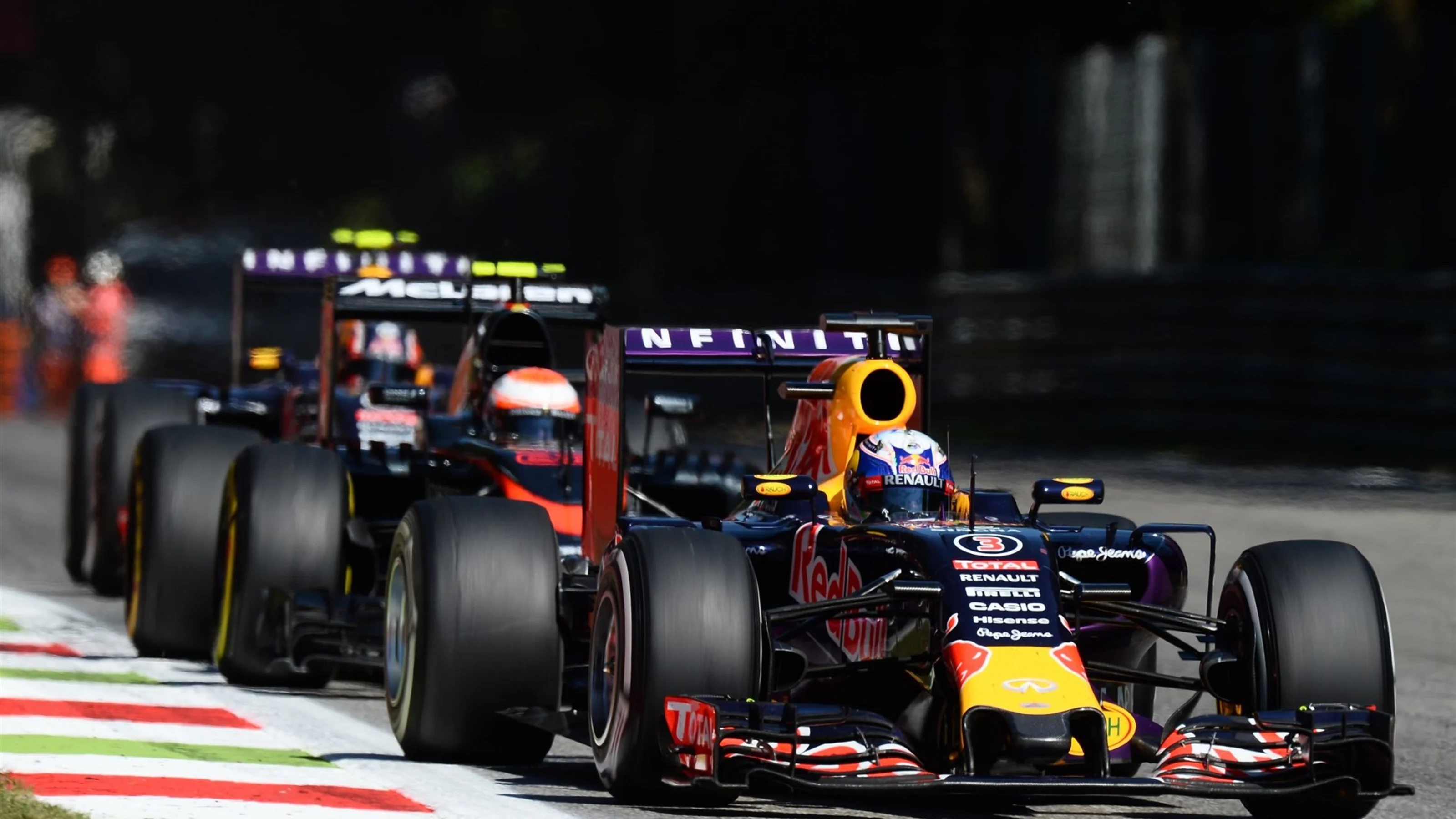 Daniel Ricciardo (AUS) Red Bull Racing RB11 at Formula One World Championship, Rd12, Italian Grand