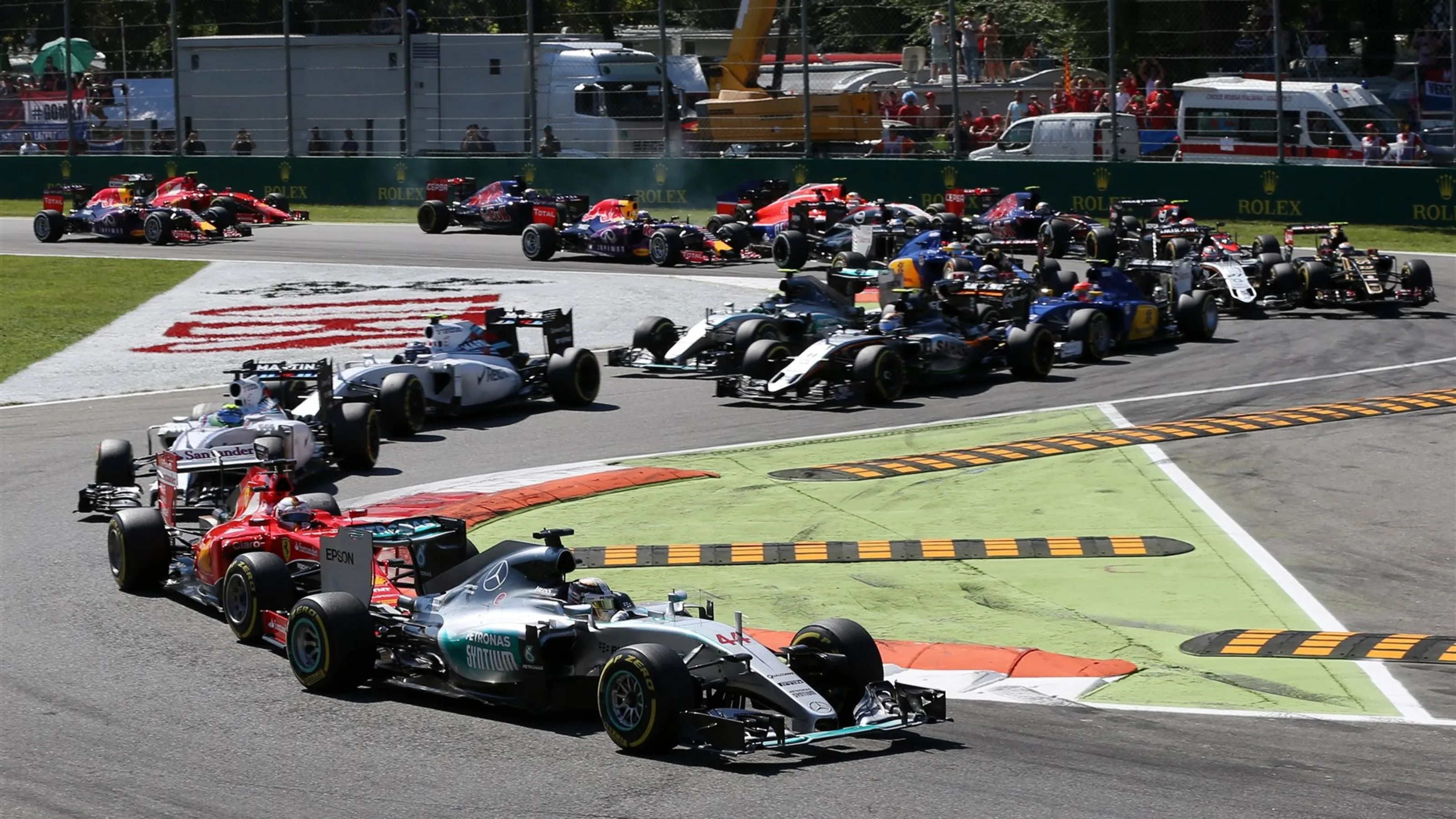 Lewis Hamilton (GBR) Mercedes AMG F1 W06 leads at the start of the race at Formula One World