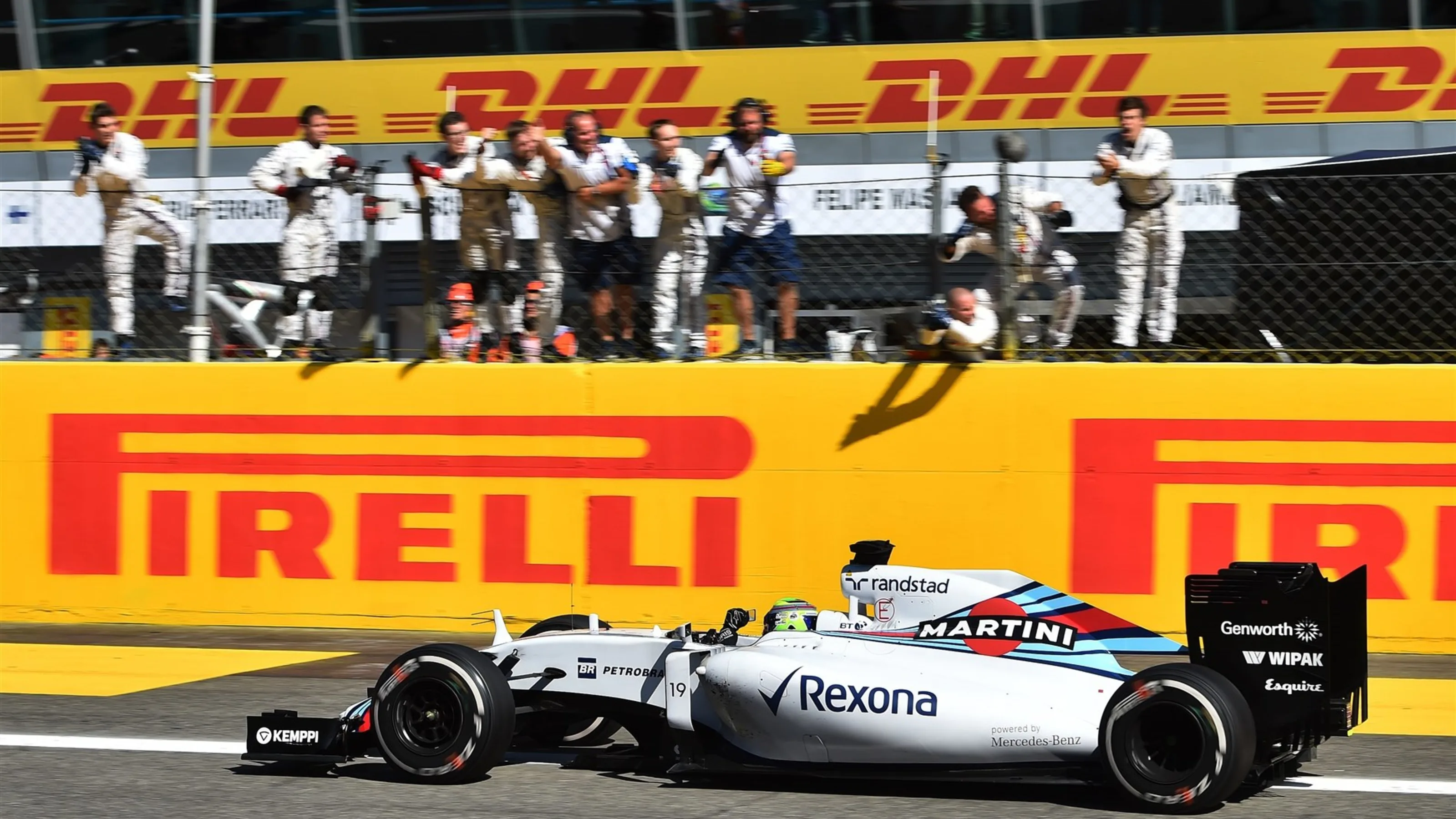 Felipe Massa (BRA) Williams FW37 crosses the line at Formula One World Championship, Rd12, Italian