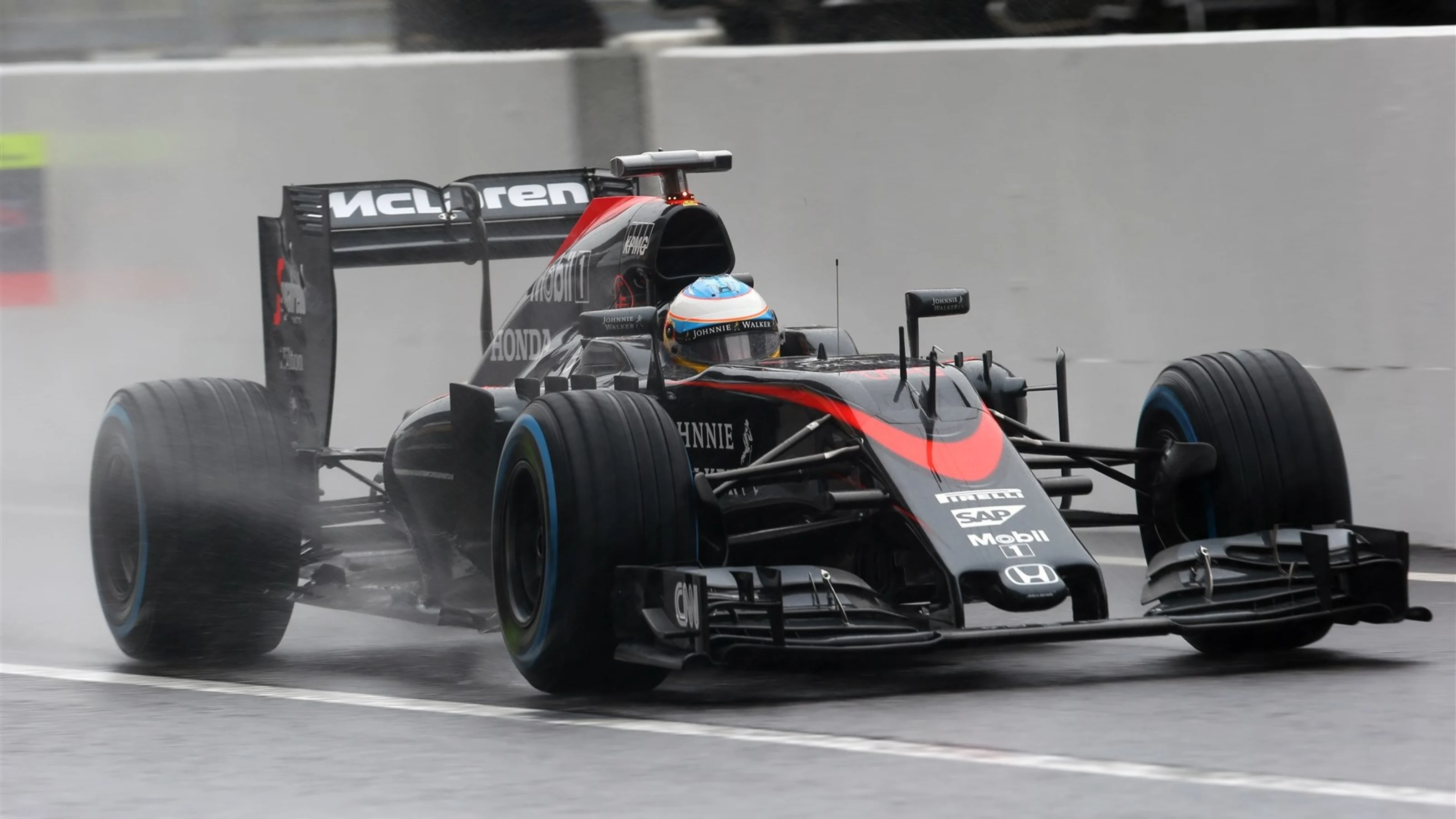 Fernando Alonso (ESP) McLaren MP4-30 at Formula One World Championship, Rd14, Japanese Grand Prix,